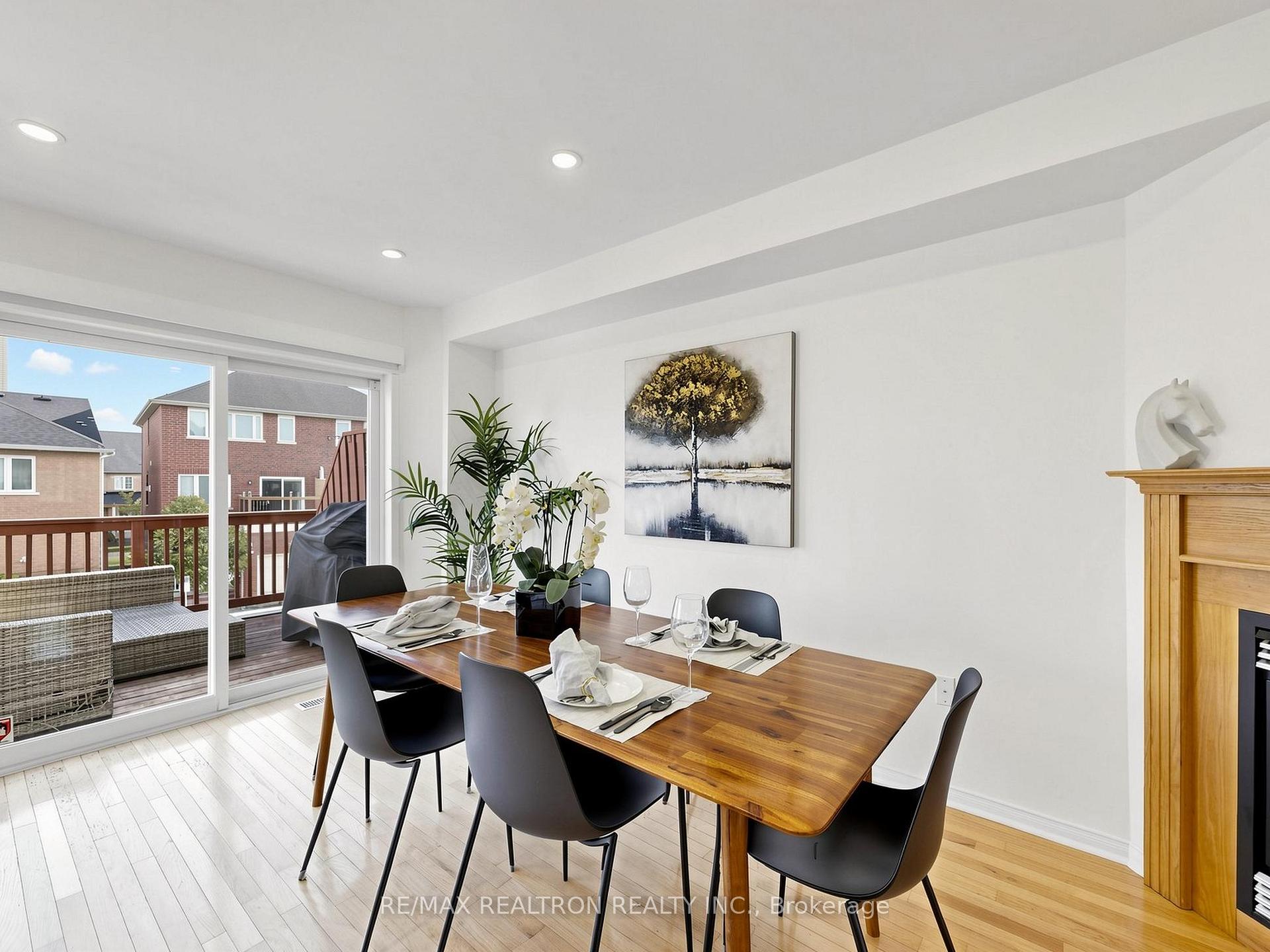 Photo 12 of 341 Morning Dove Drive, Markham, Cornell — HOMEH
