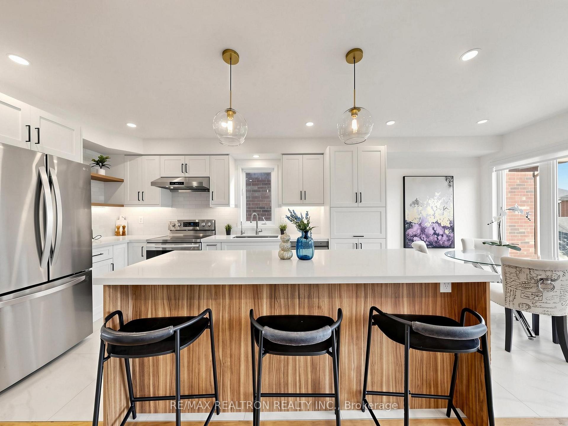 Photo 14 of 341 Morning Dove Drive, Markham, Cornell — HOMEH