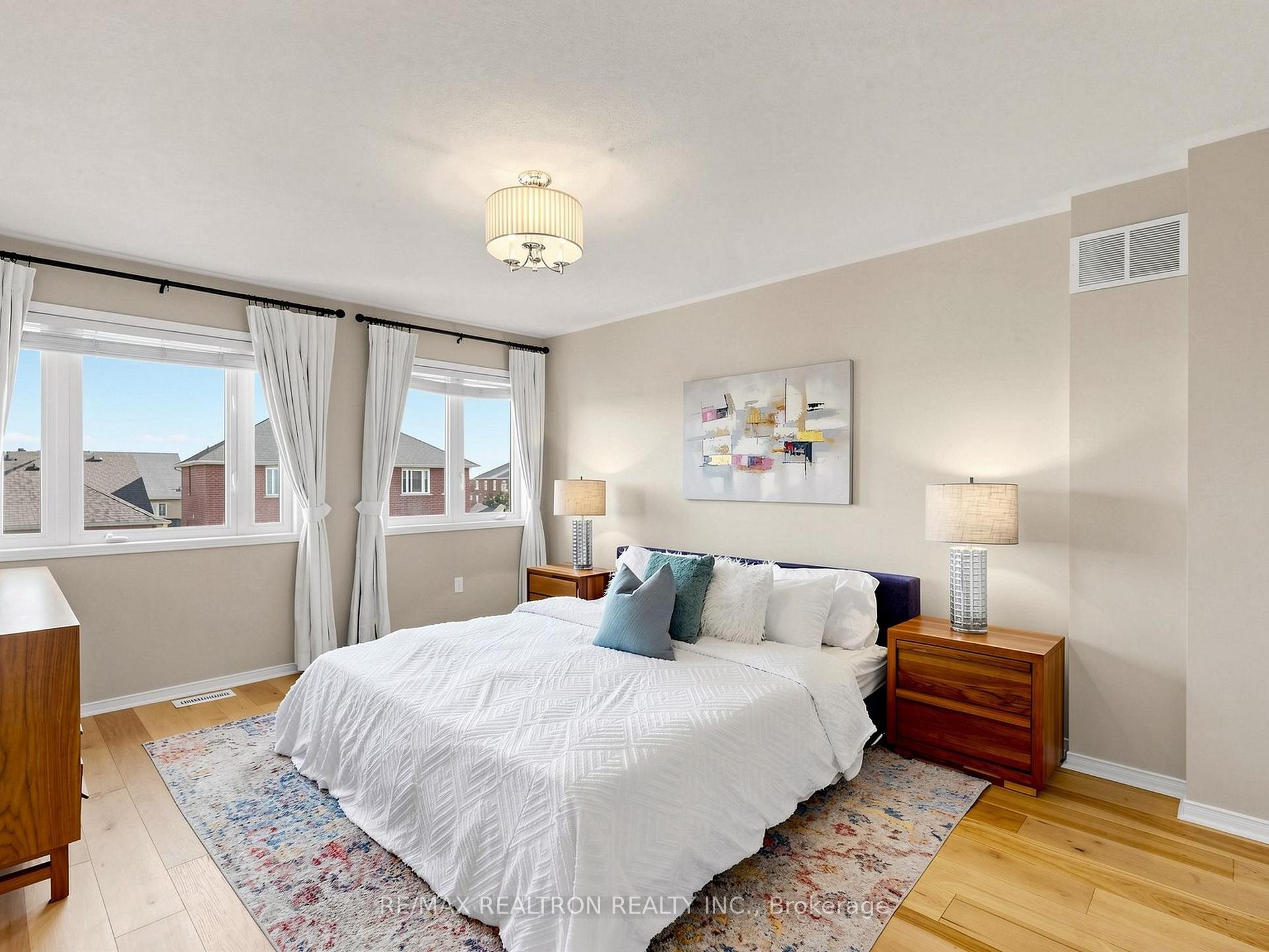 Photo 24 of 341 Morning Dove Drive, Markham, Cornell — HOMEH
