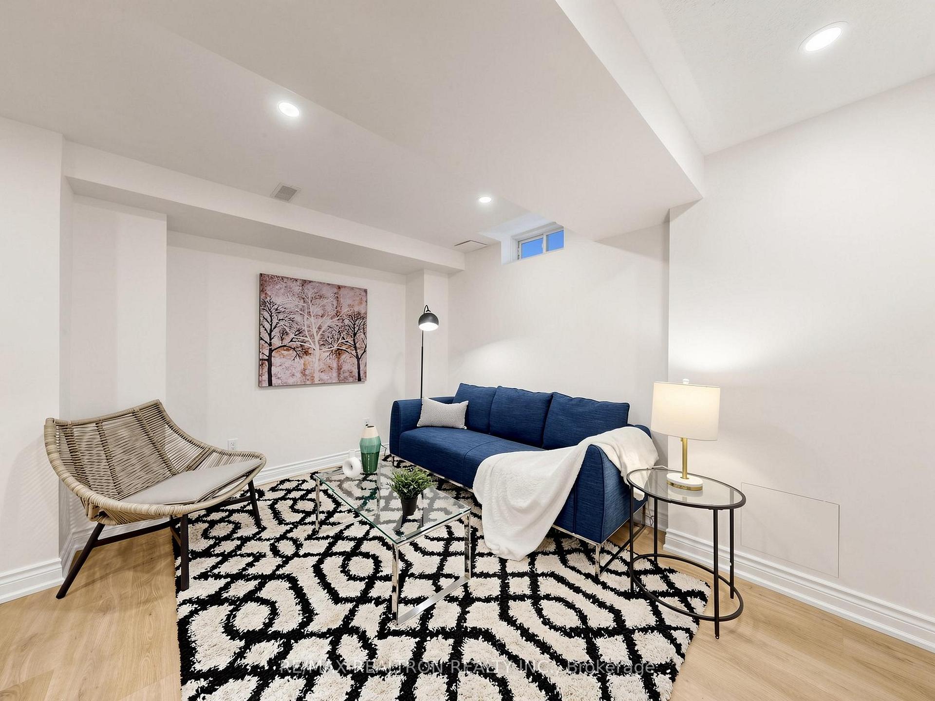 Photo 33 of 341 Morning Dove Drive, Markham, Cornell — HOMEH