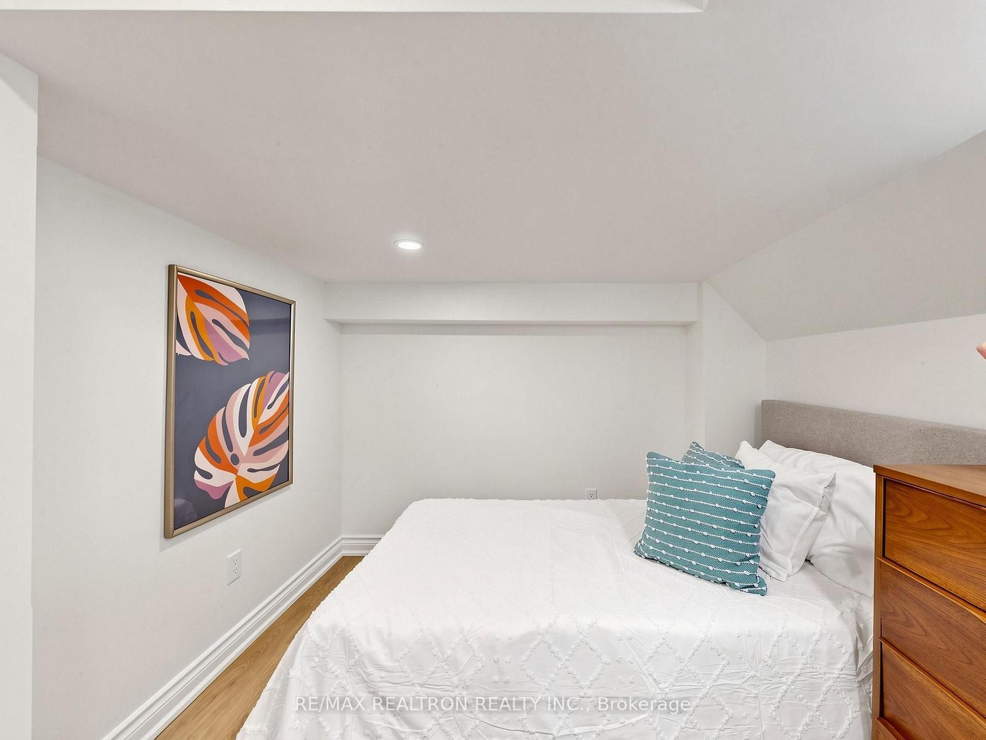Photo 35 of 341 Morning Dove Drive, Markham, Cornell — HOMEH