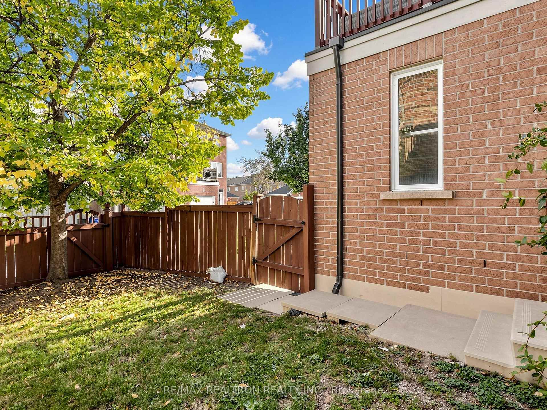 Photo 39 of 341 Morning Dove Drive, Markham, Cornell — HOMEH