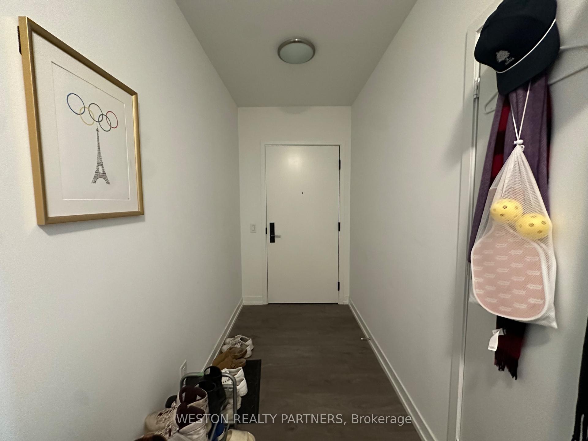 Photo 4 of Unit 523, 270 Dufferin Street, Toronto, South Parkdale — HOMEH
