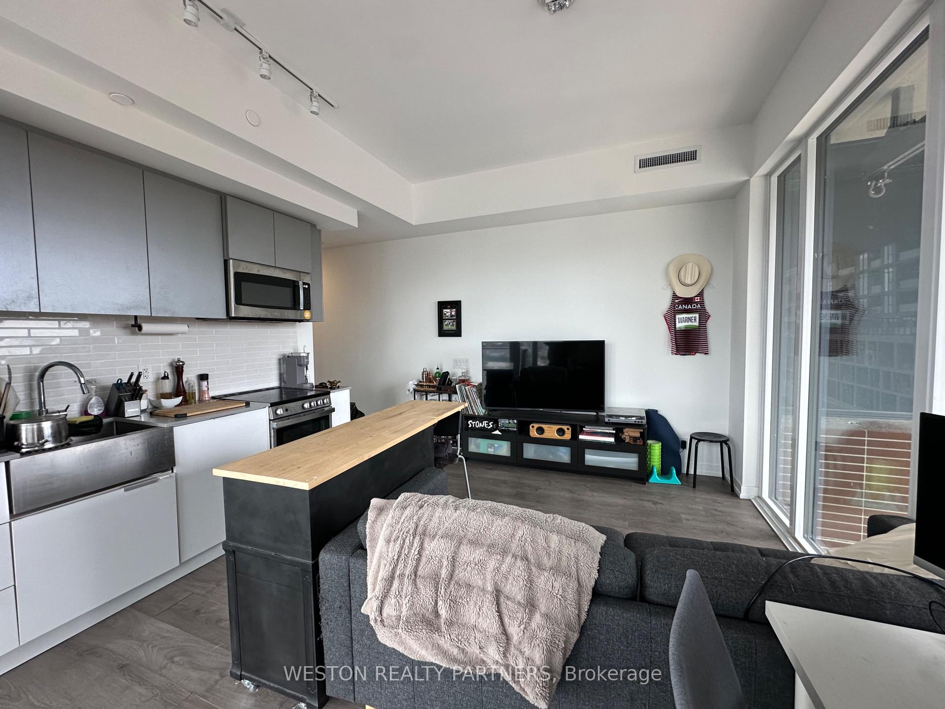 Photo 27 of Unit 523, 270 Dufferin Street, Toronto, South Parkdale — HOMEH