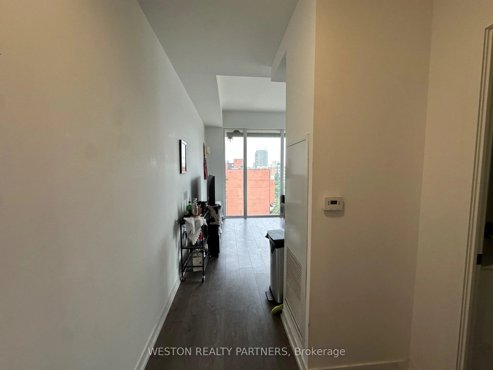 Photo 8 of Unit 523, 270 Dufferin Street, Toronto, South Parkdale — HOMEH