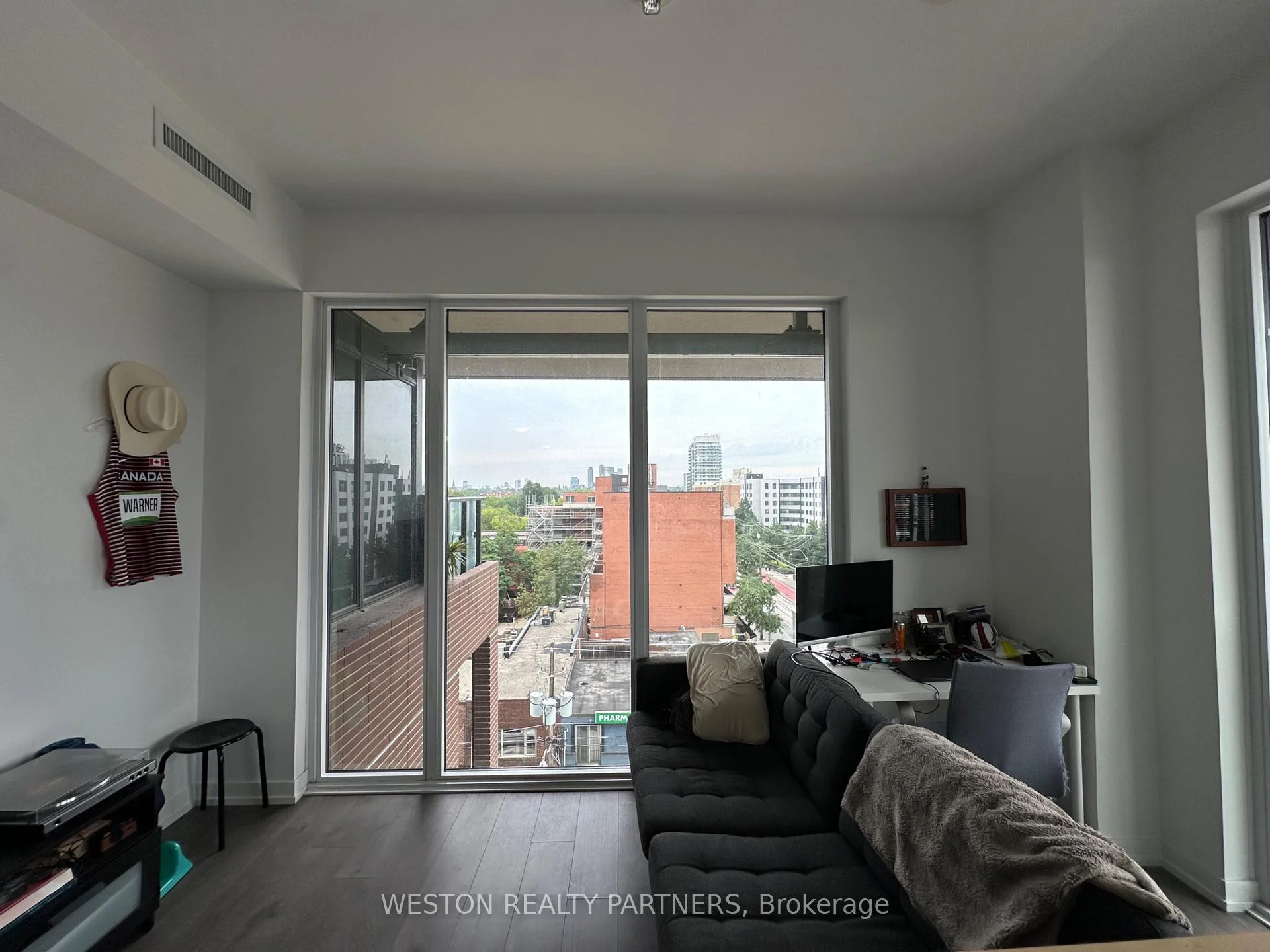 Photo 20 of Unit 523, 270 Dufferin Street, Toronto, South Parkdale — HOMEH