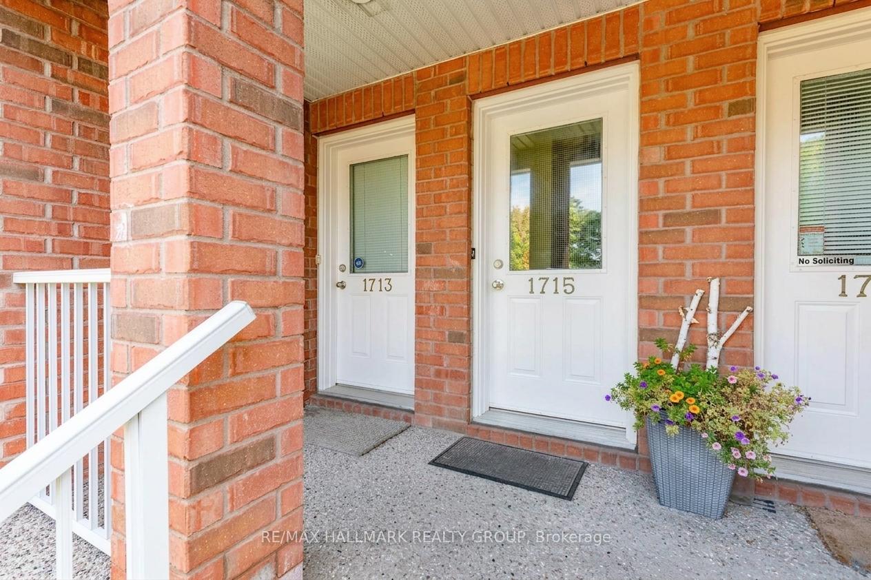 Photo 3 of 1715 Blohm Drive, Ottawa, Hunt Club Park — HOMEH