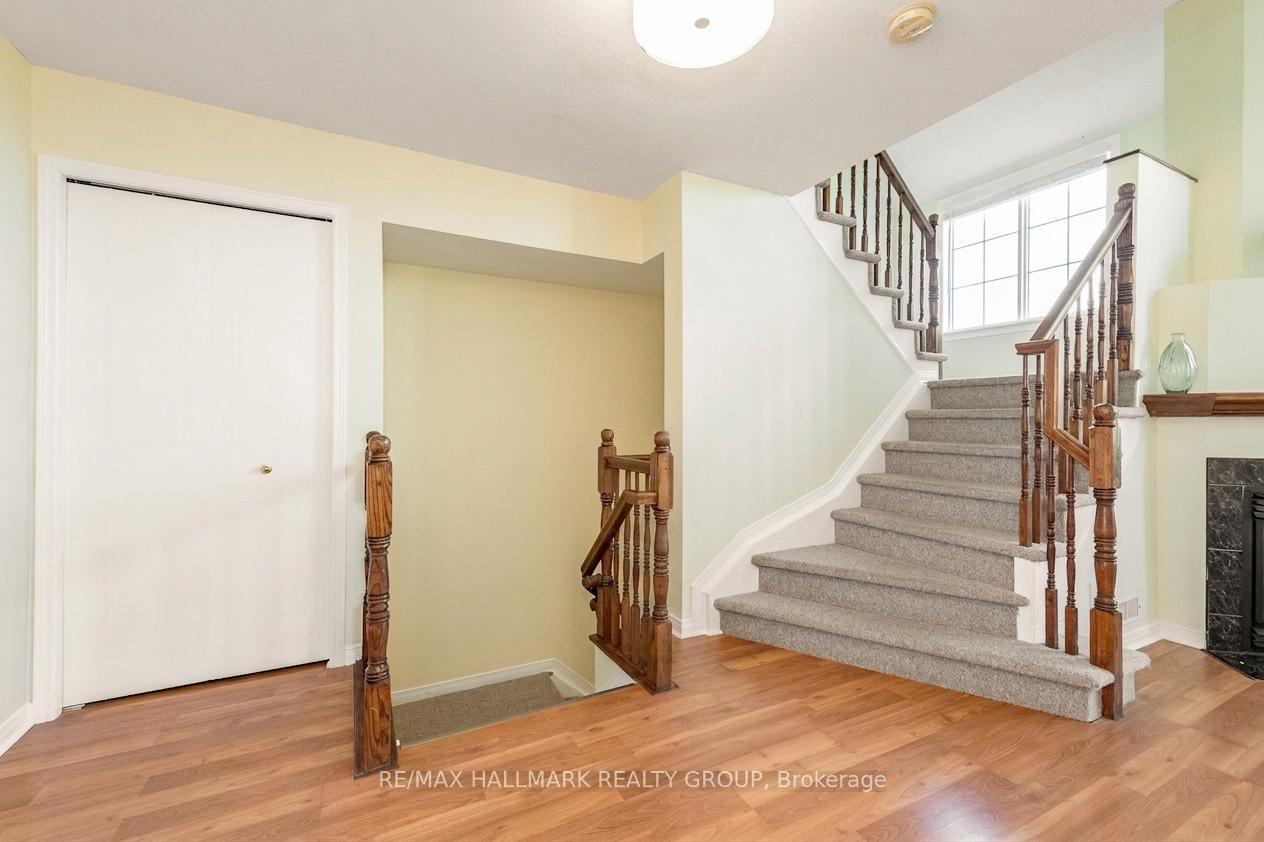 Photo 6 of 1715 Blohm Drive, Ottawa, Hunt Club Park — HOMEH