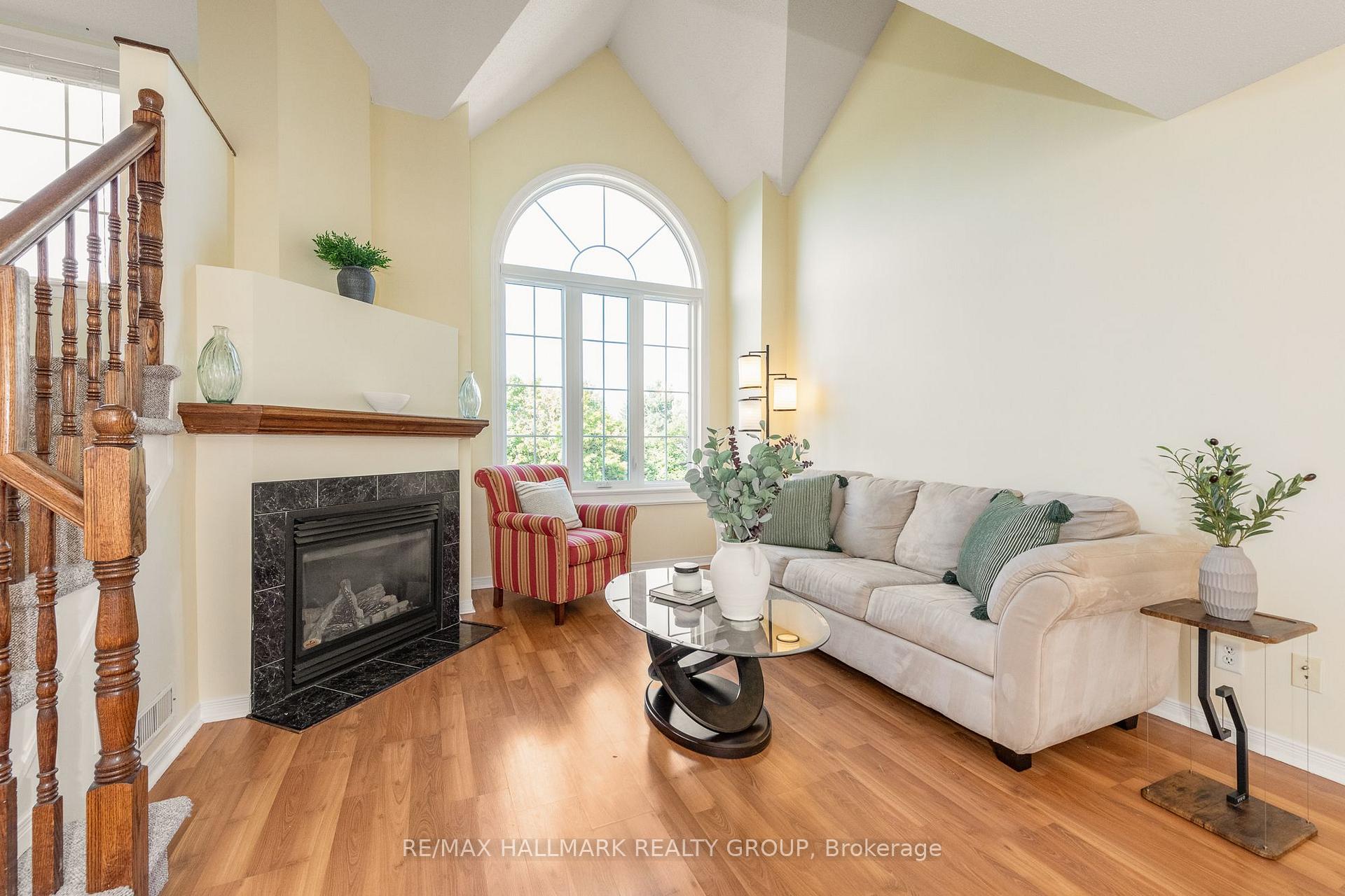 Photo 7 of 1715 Blohm Drive, Ottawa, Hunt Club Park — HOMEH