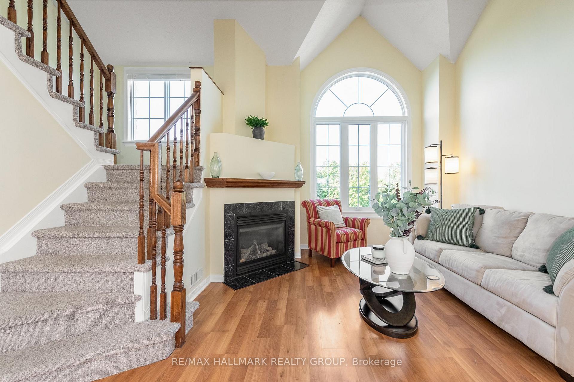 Photo 8 of 1715 Blohm Drive, Ottawa, Hunt Club Park — HOMEH