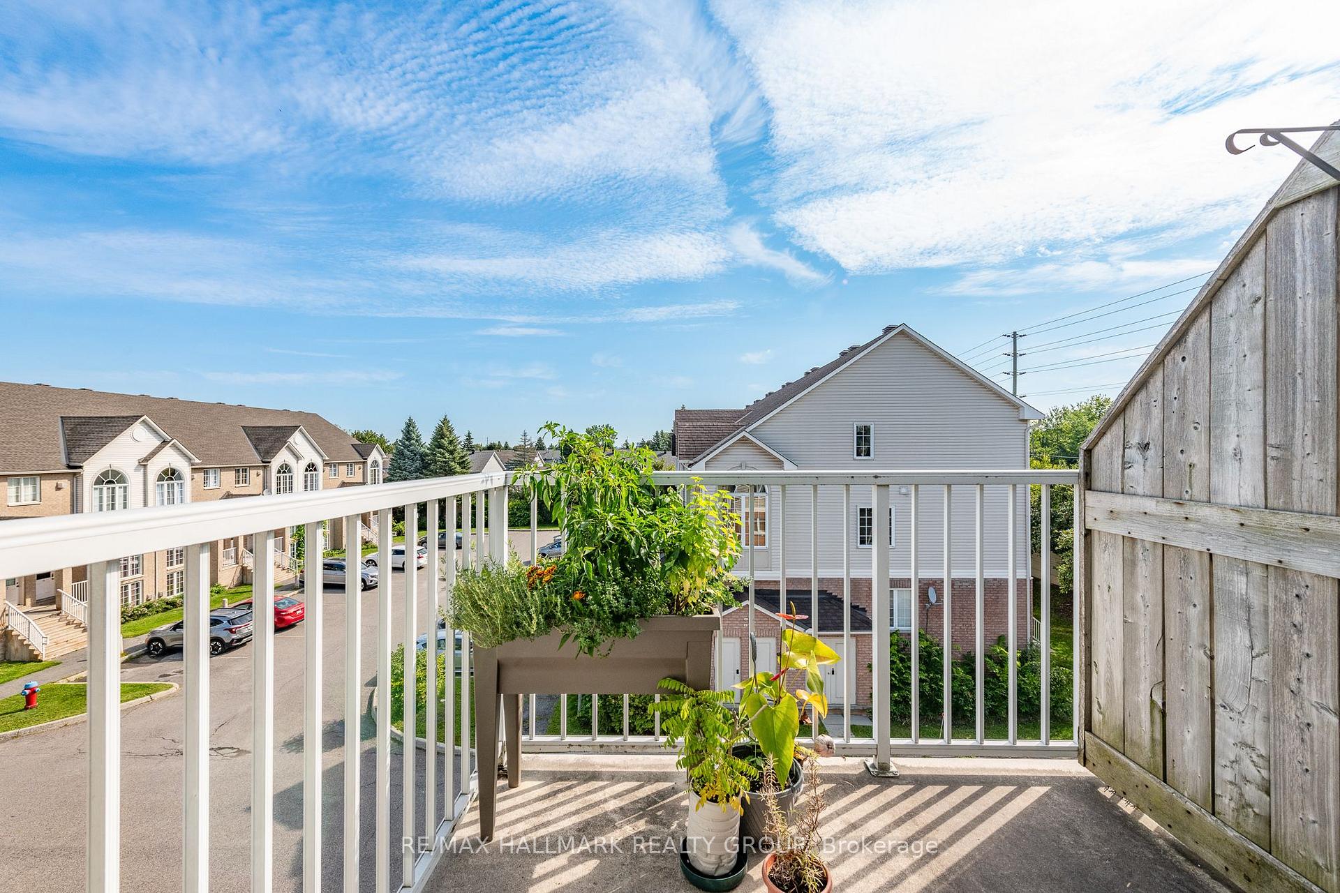 Photo 39 of 1715 Blohm Drive, Ottawa, Hunt Club Park — HOMEH