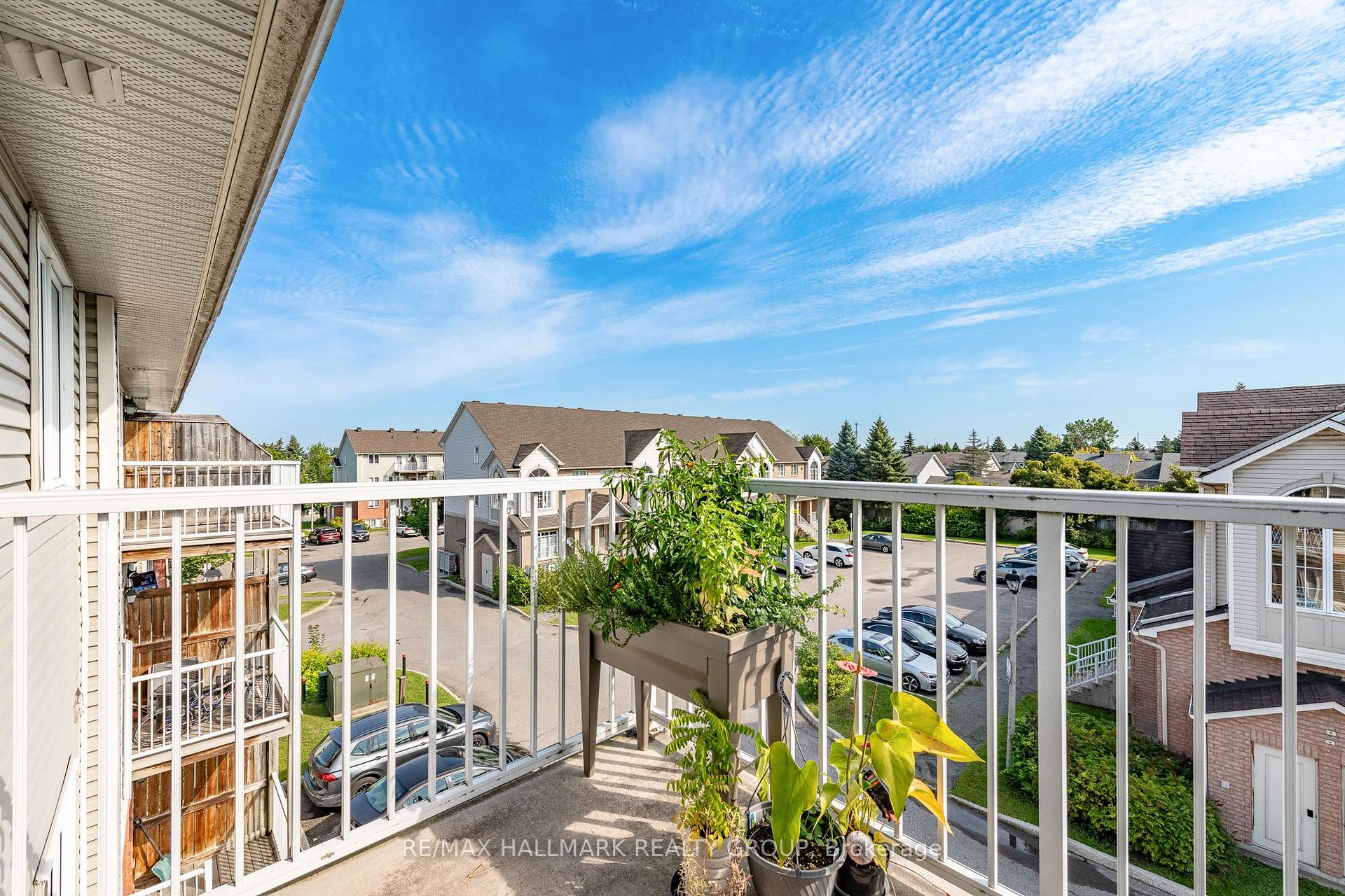 Photo 41 of 1715 Blohm Drive, Ottawa, Hunt Club Park — HOMEH