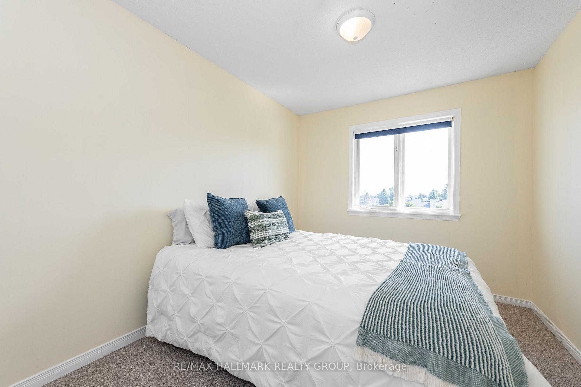 Photo 42 of 1715 Blohm Drive, Ottawa, Hunt Club Park — HOMEH