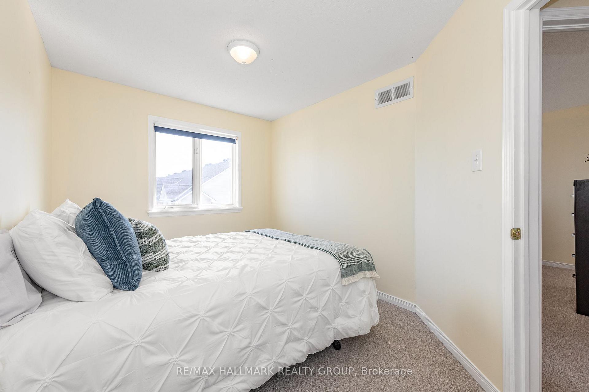 Photo 43 of 1715 Blohm Drive, Ottawa, Hunt Club Park — HOMEH