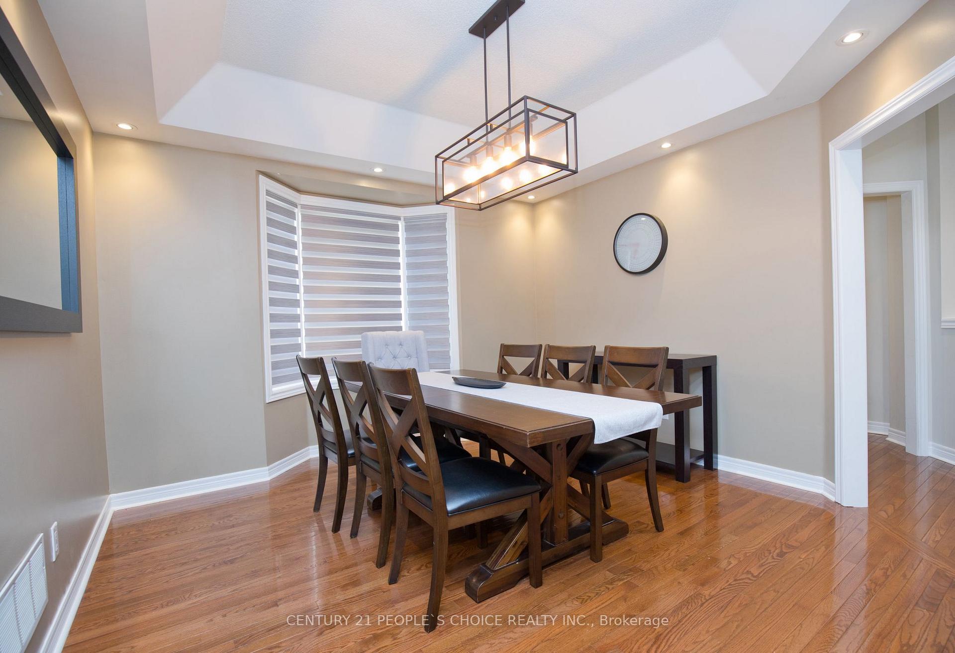 Photo 8 of 58 Collingwood Avenue, Brampton, Snelgrove — HOMEH
