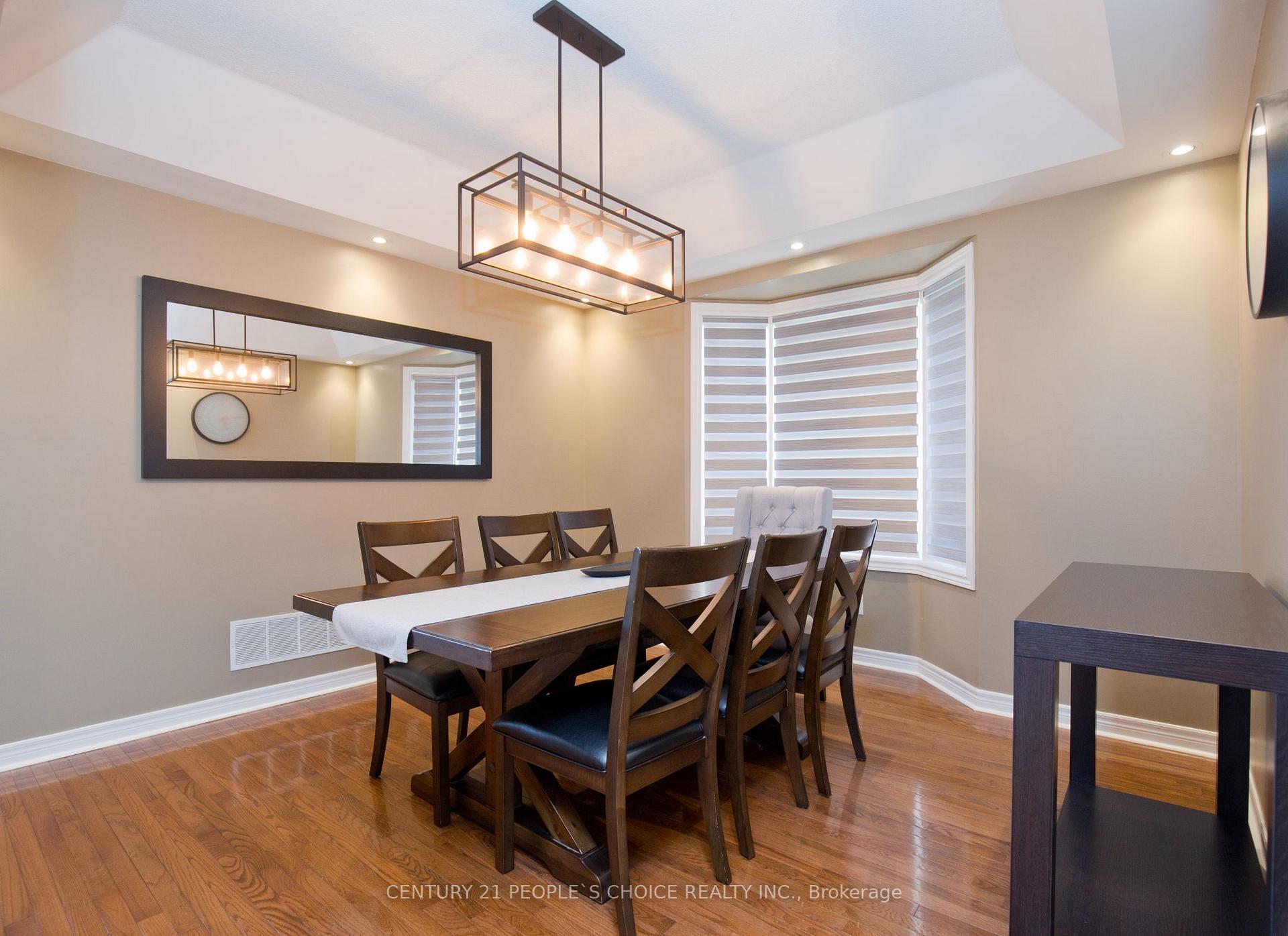 Photo 9 of 58 Collingwood Avenue, Brampton, Snelgrove — HOMEH