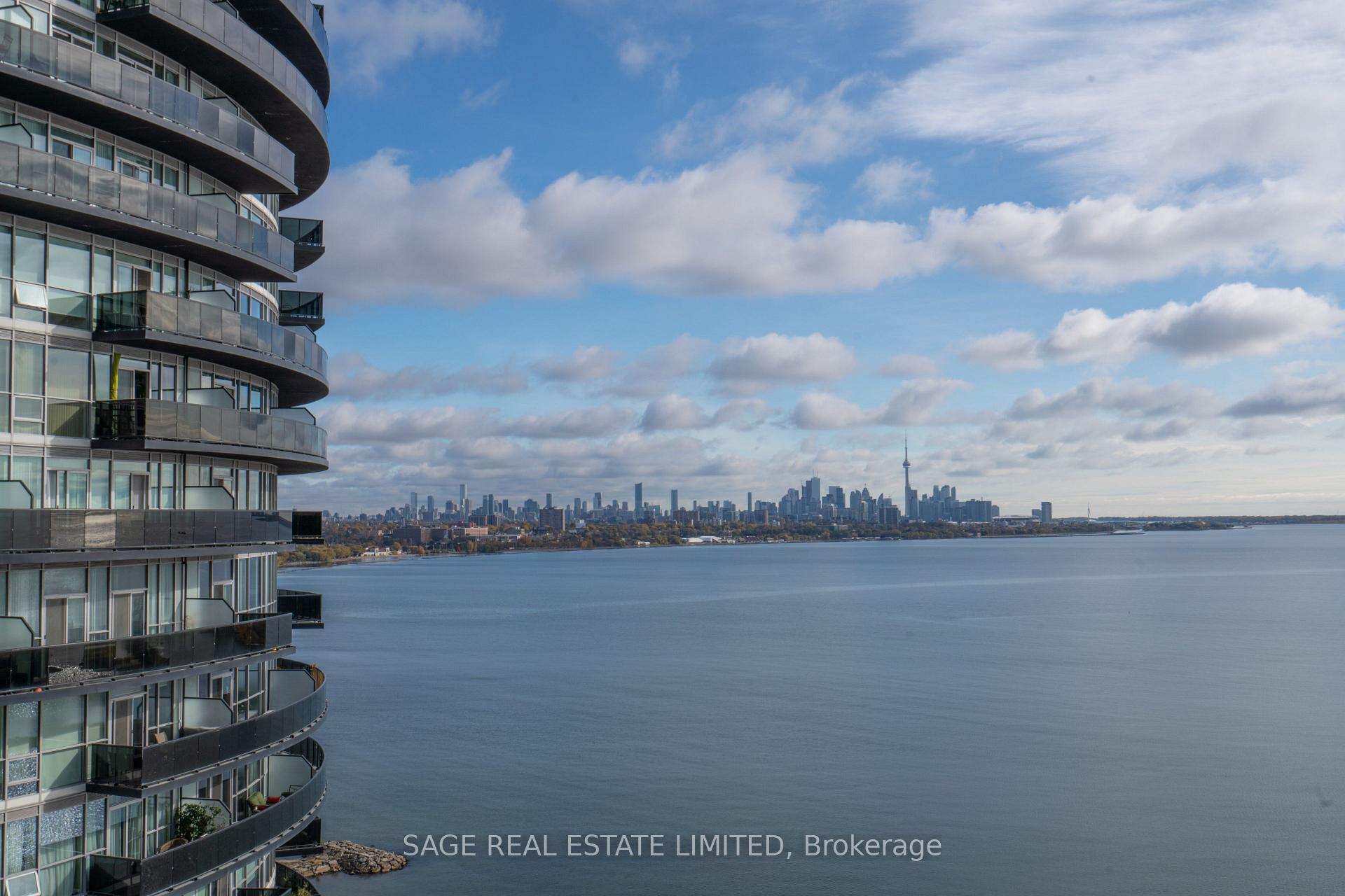 Photo 4 of Unit Ph11, 39 Annie Craig Drive, Etobicoke, Mimico — HOMEH