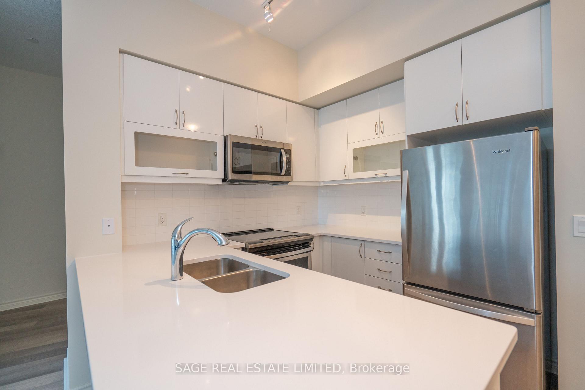 Photo 7 of Unit Ph11, 39 Annie Craig Drive, Etobicoke, Mimico — HOMEH