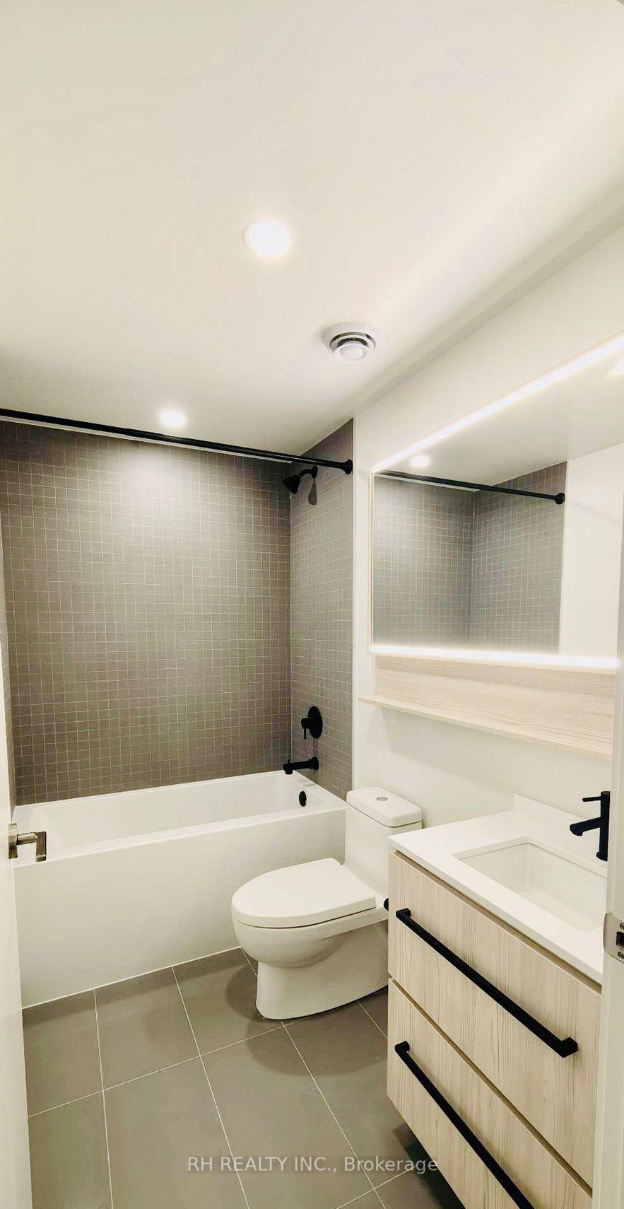 Photo 7 of Unit 1211, 425 Front Street E, Toronto, Waterfront Communities — HOMEH