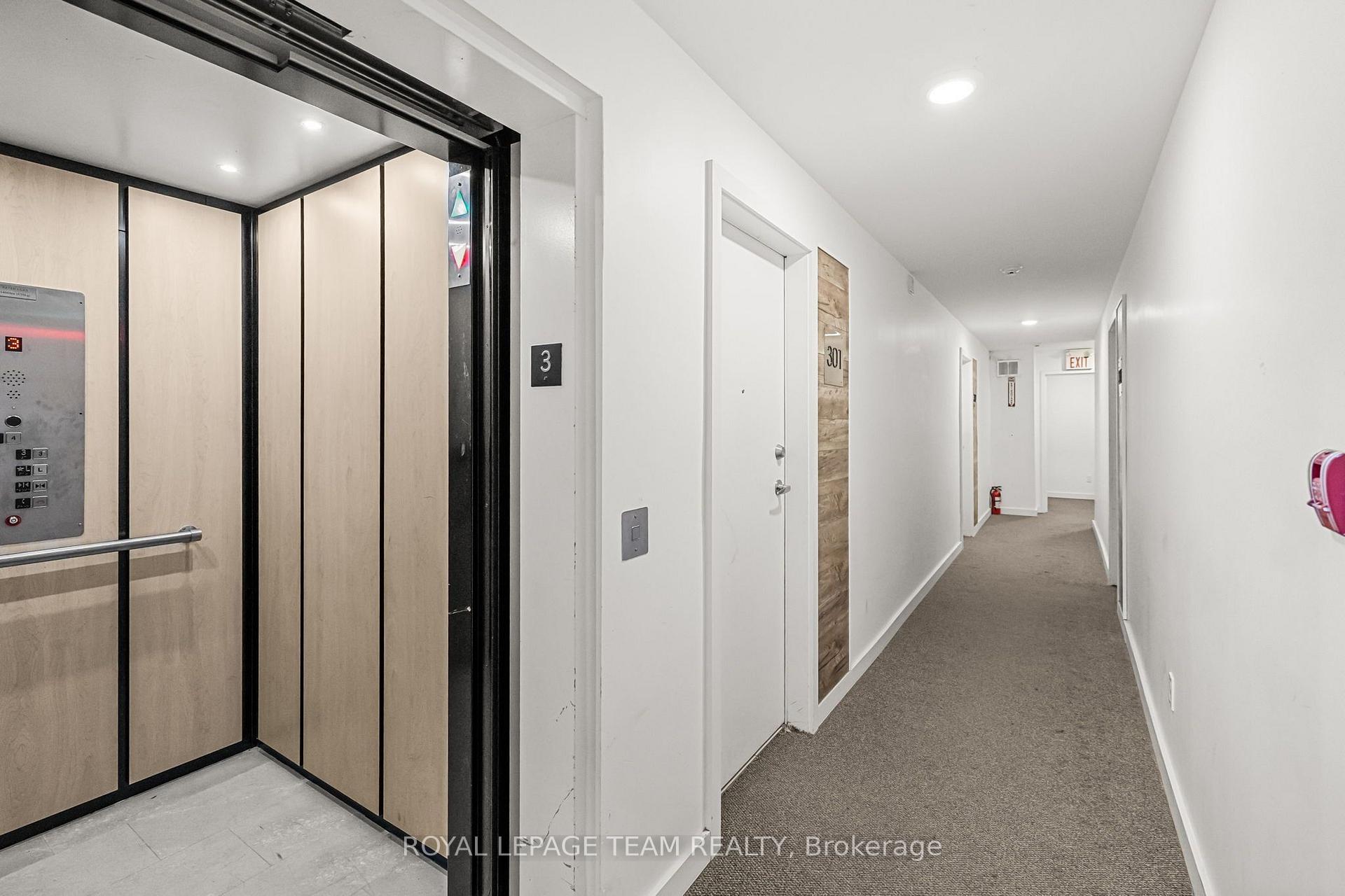 Photo 2 of Unit 301, 1308 Thames Street, Ottawa, Carlington — HOMEH