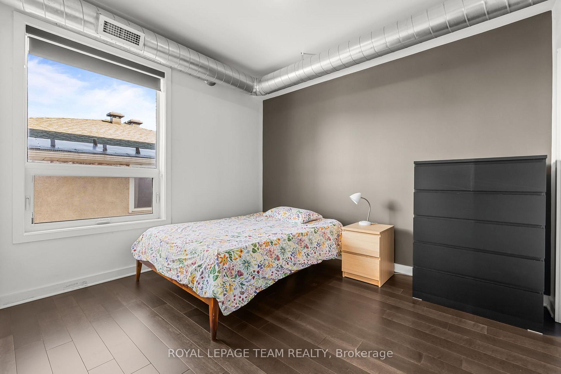 Photo 12 of Unit 301, 1308 Thames Street, Ottawa, Carlington — HOMEH
