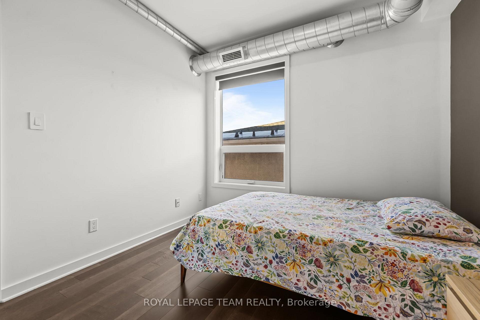 Photo 13 of Unit 301, 1308 Thames Street, Ottawa, Carlington — HOMEH