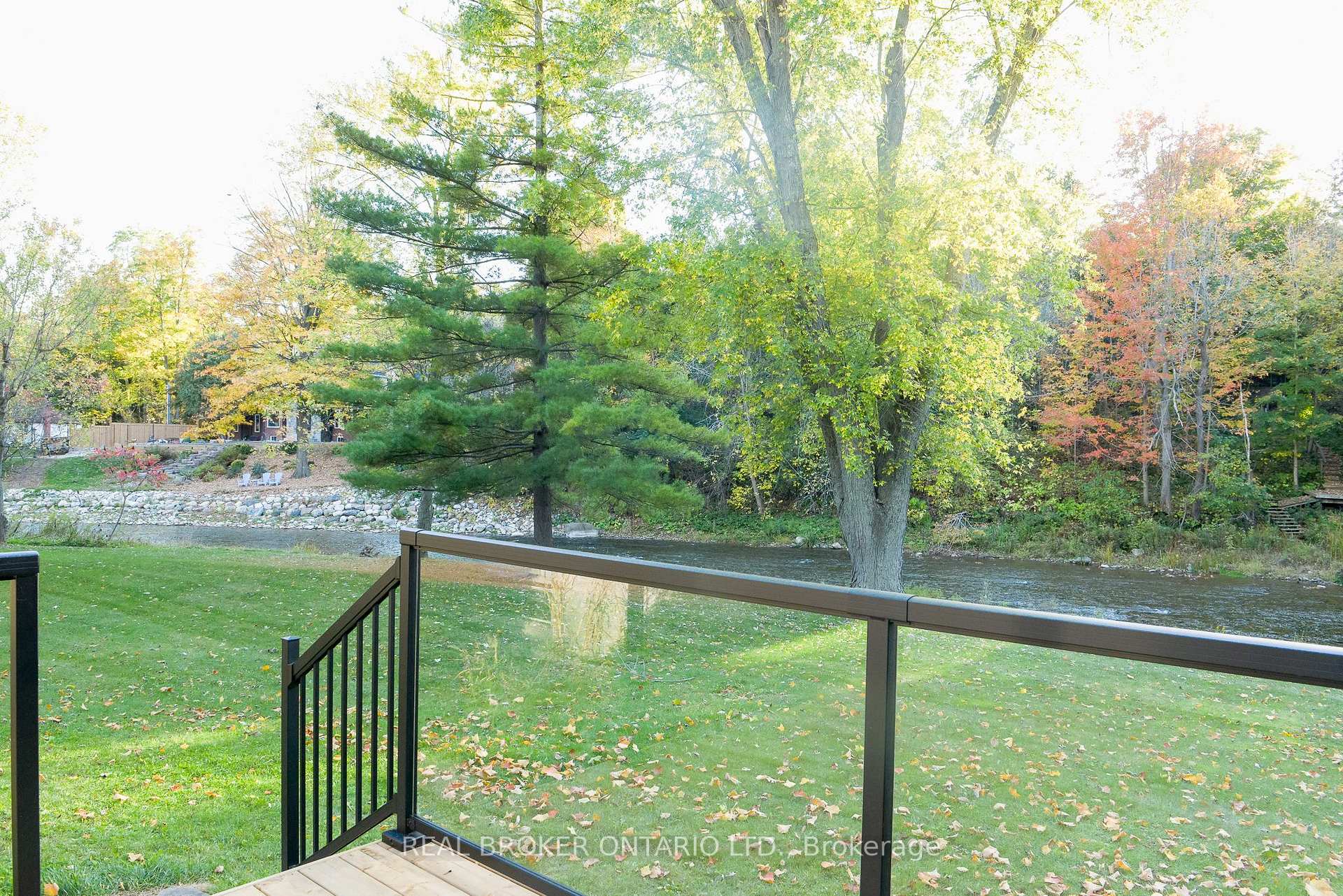 Photo 49 of 572 Main Street, Halton Hills, Glen Williams — HOMEH