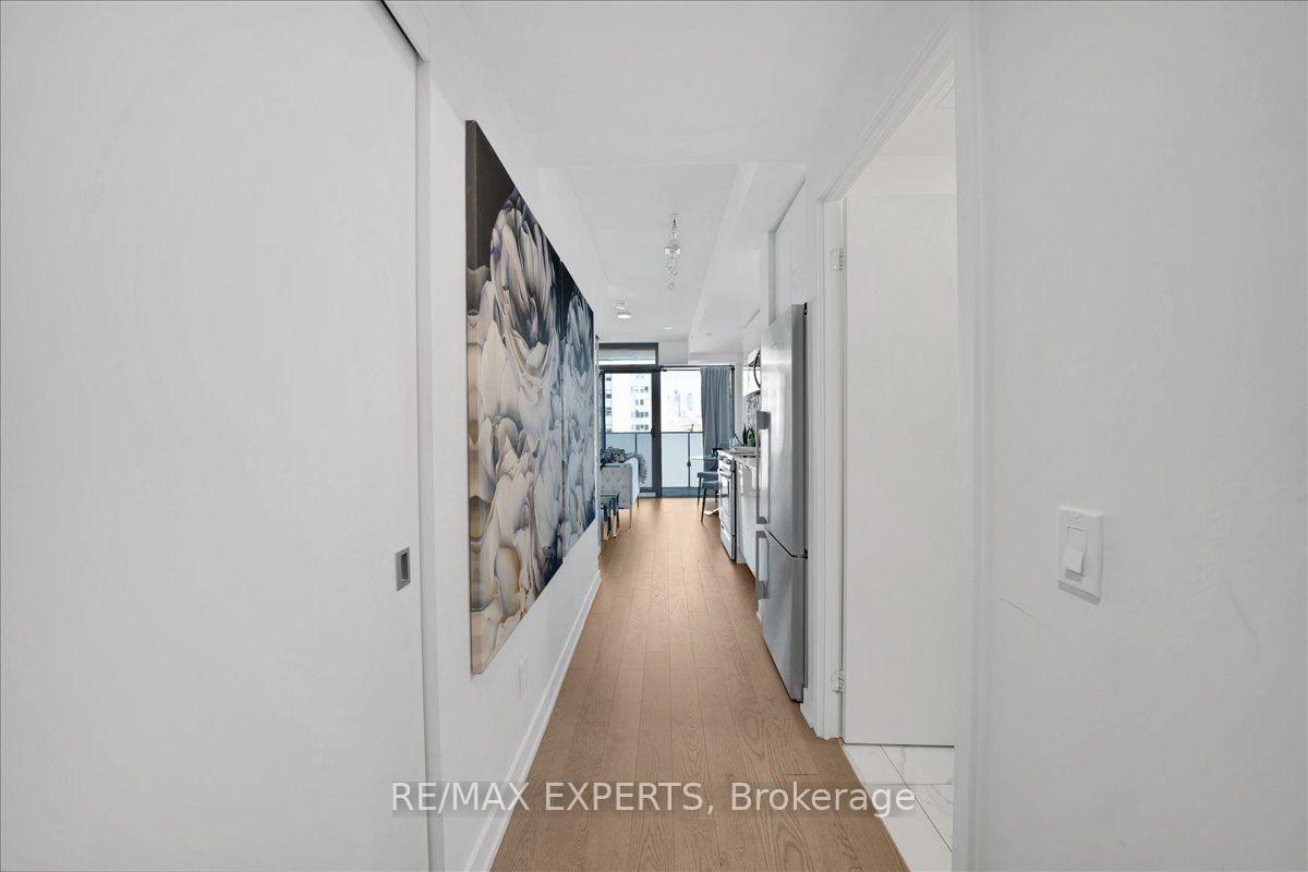 Photo 7 of Unit 1815, 25 Richmond Street E, Toronto, Church-Yonge Corridor — HOMEH