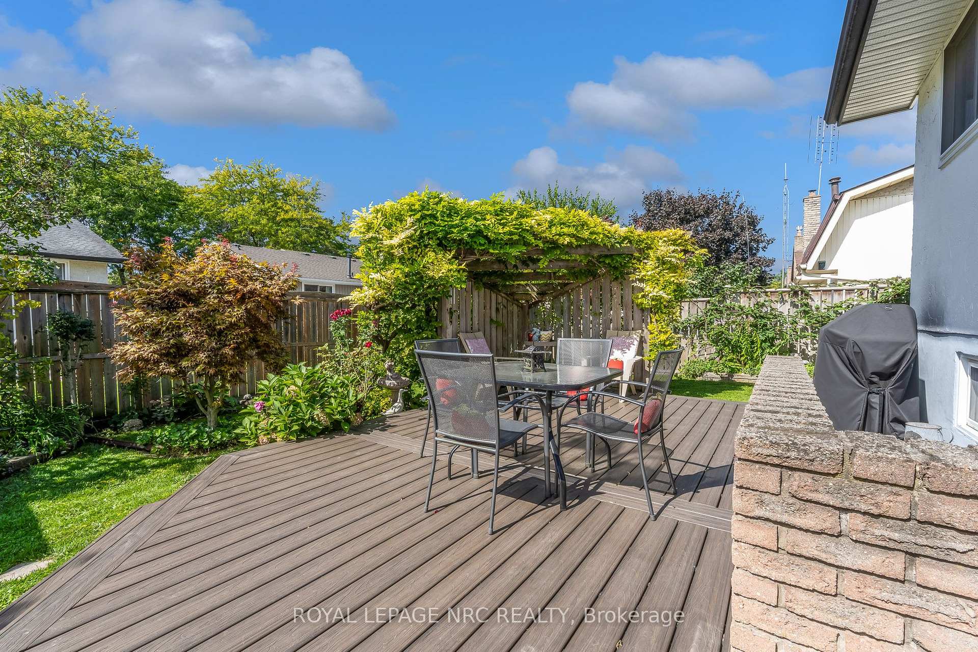 Photo 32 of 481 Bunting Road, St. Catharines, Bunting/Linwell — HOMEH