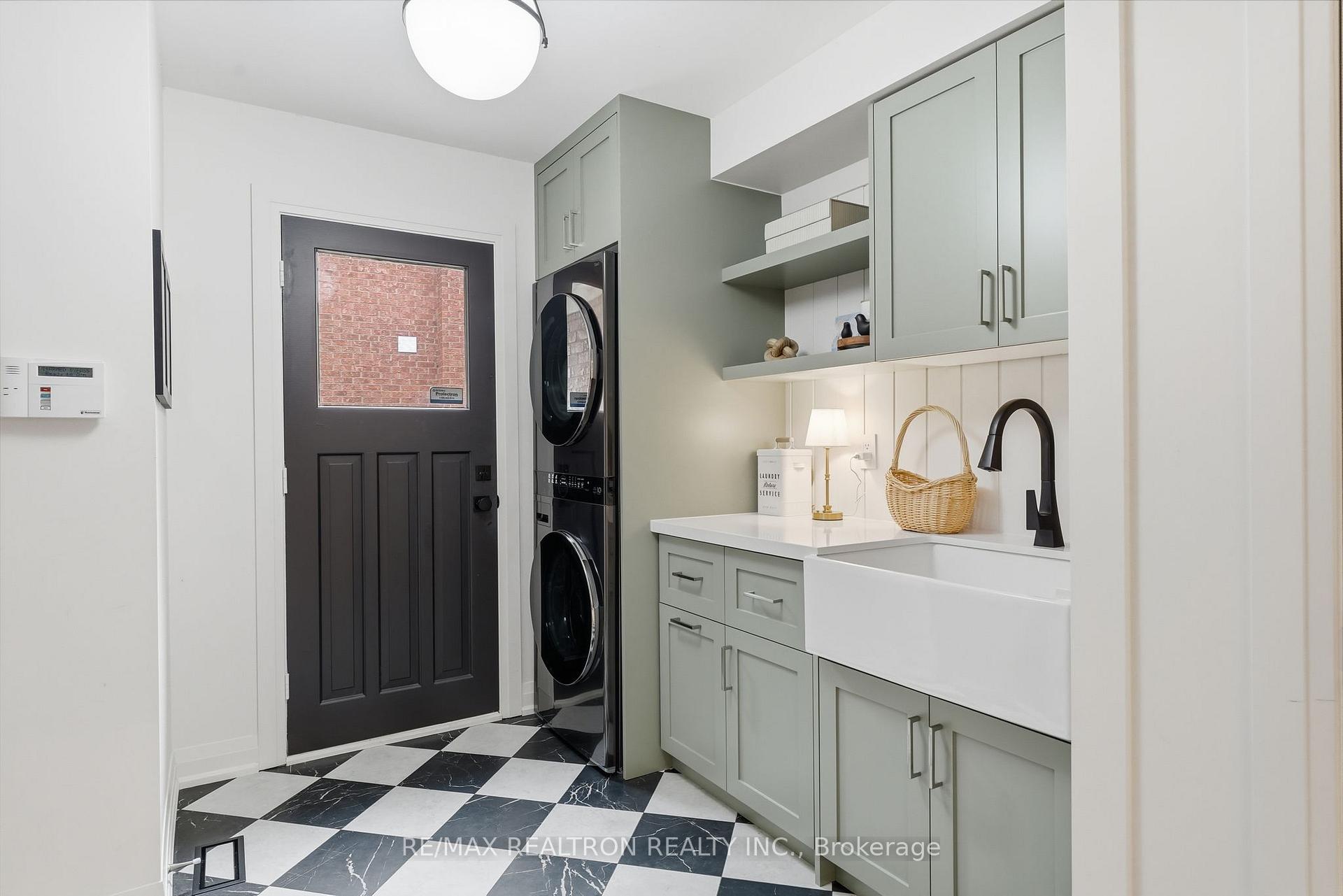 Photo 21 of 653 Exceller Circle, Newmarket, Stonehaven-Wyndham — HOMEH