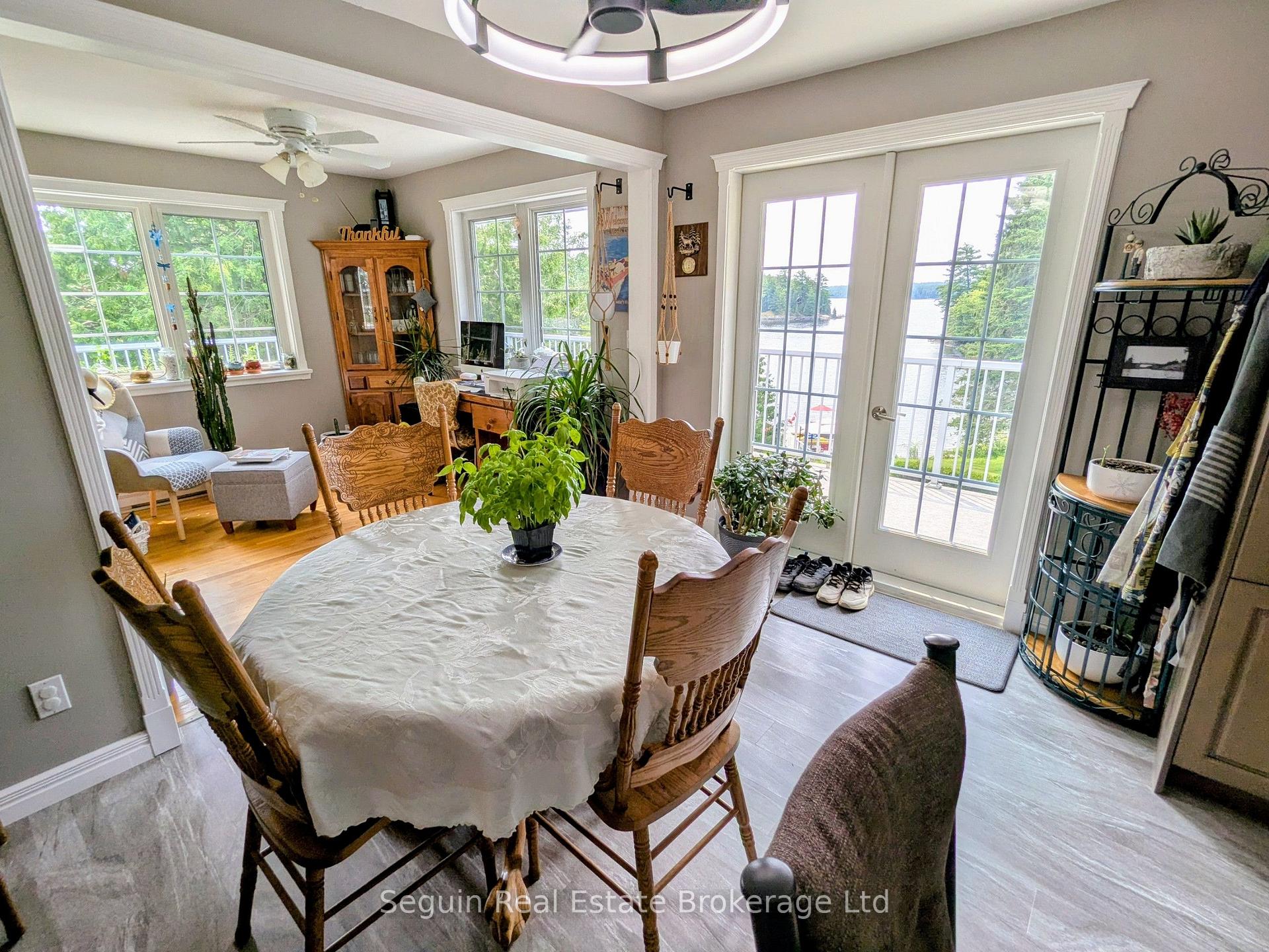 Photo 30 of 1091 Highway 518, Seguin — HOMEH