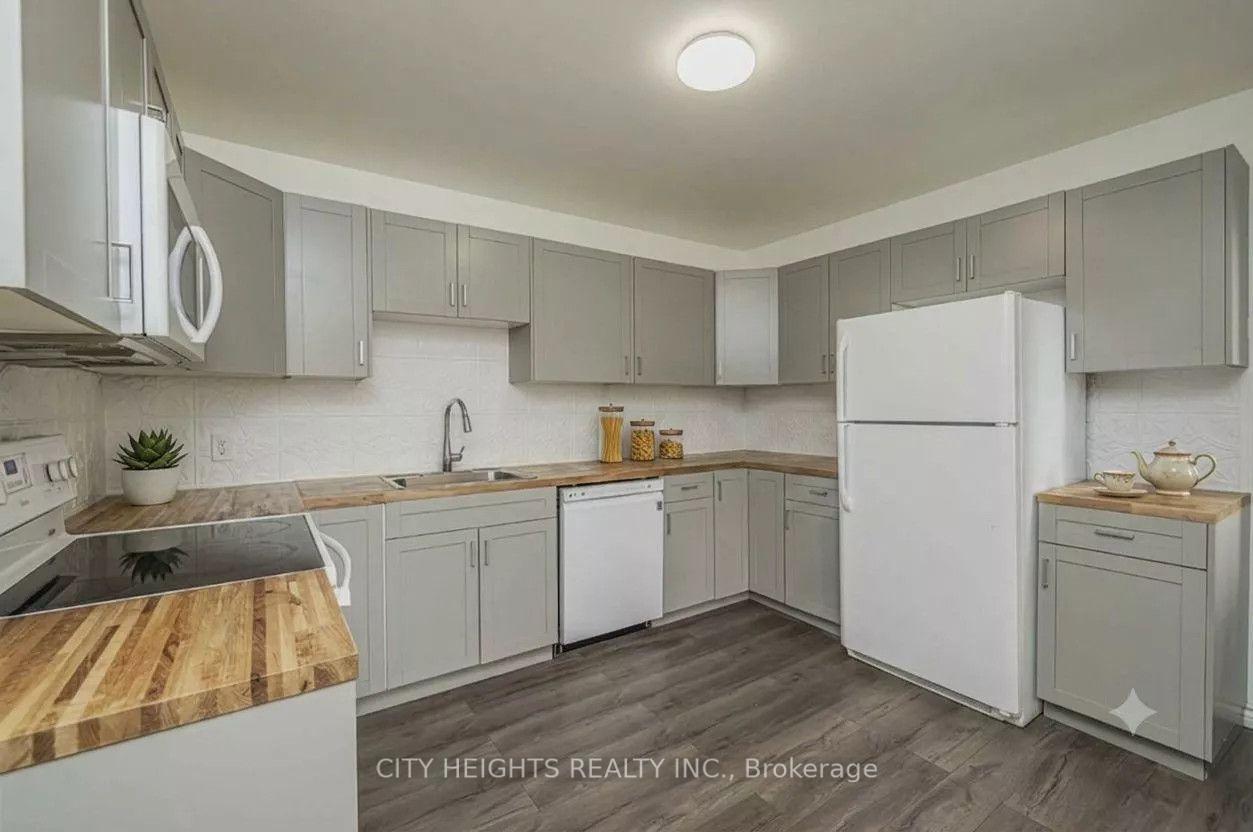 Photo 1 of Unit 44, 510 Essa Road, Barrie, Holly — HOMEH