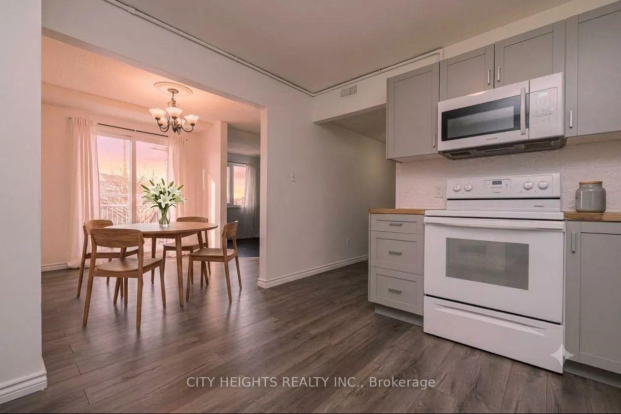 Photo 10 of Unit 44, 510 Essa Road, Barrie, Holly — HOMEH