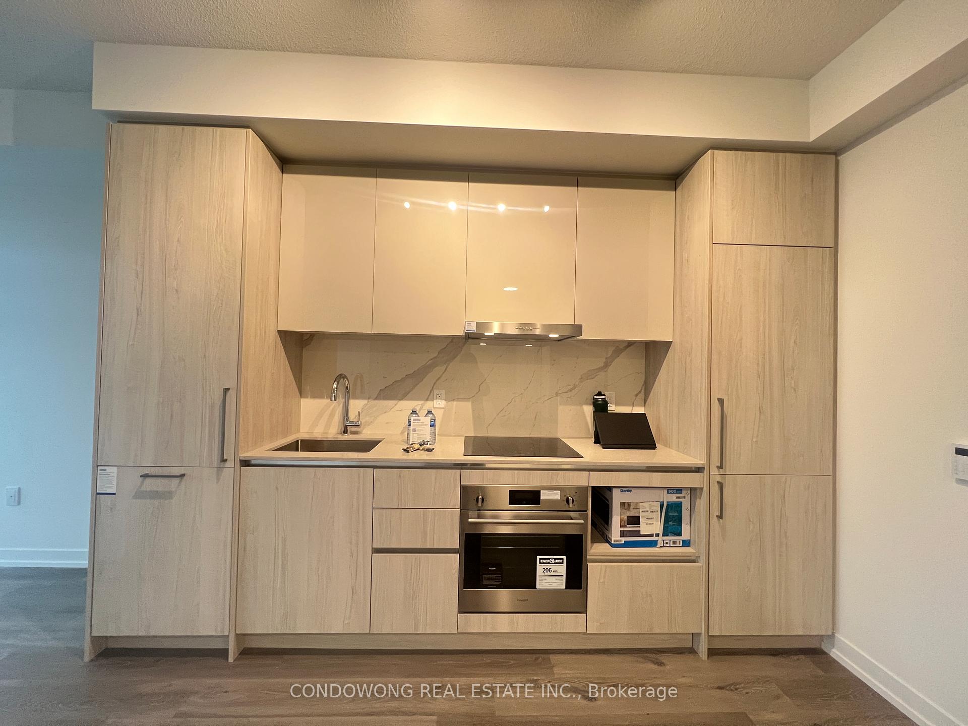 Photo 4 of Unit 2910, 225 Commerce Street, Vaughan, Vaughan Corporate Centre — HOMEH