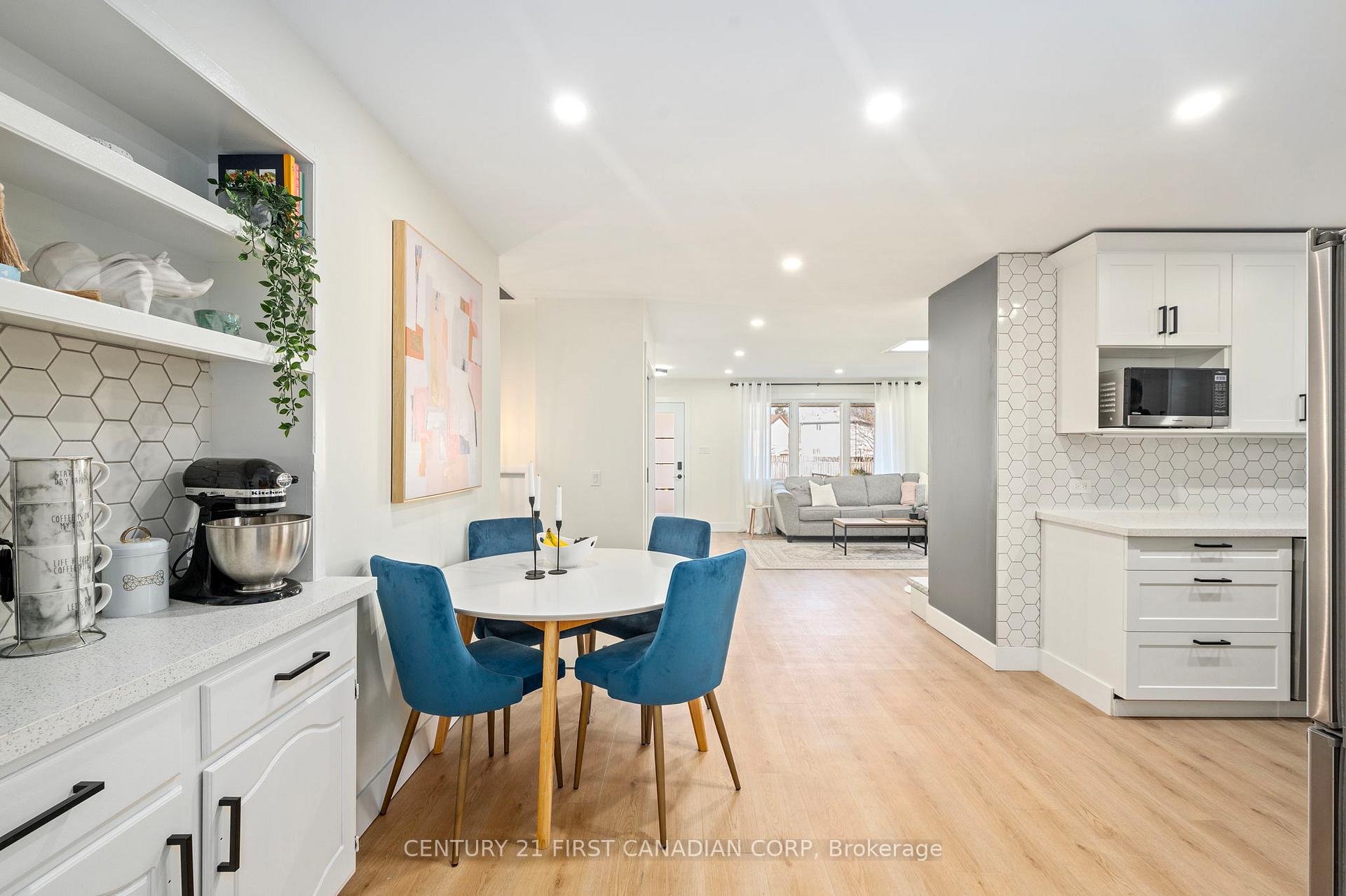 Photo 27 of 905 Wellingsboro Road, London, South Y — HOMEH