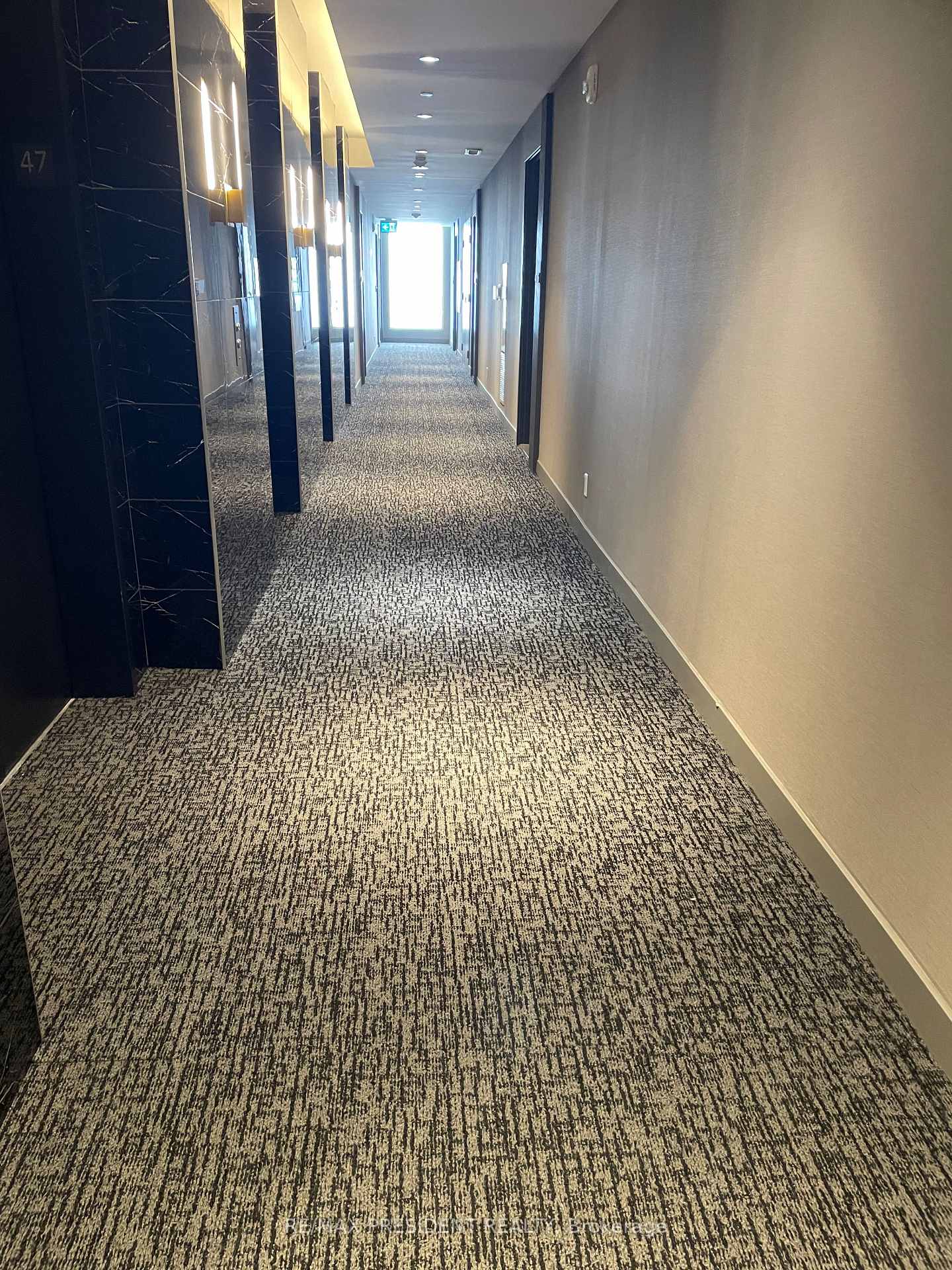 Photo 2 of Unit 4707, 5 Buttermill Avenue, Vaughan, Vaughan Corporate Centre — HOMEH