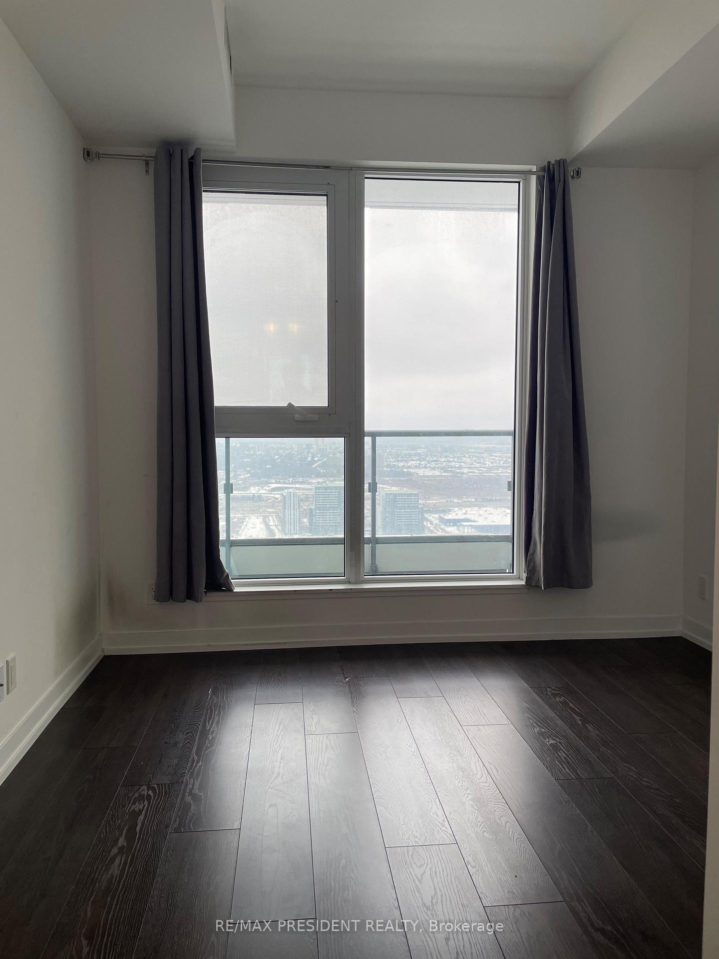 Photo 10 of Unit 4707, 5 Buttermill Avenue, Vaughan, Vaughan Corporate Centre — HOMEH