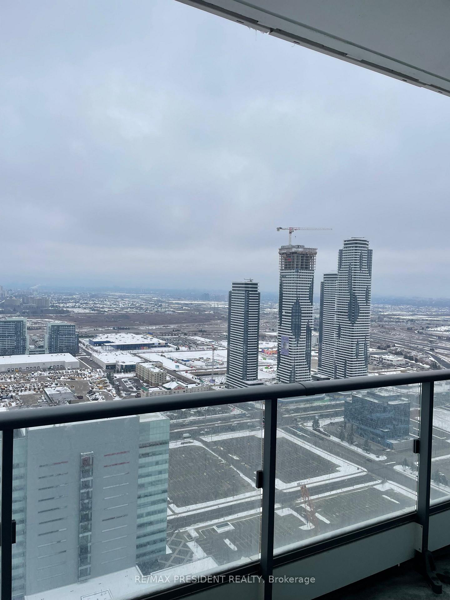 Photo 12 of Unit 4707, 5 Buttermill Avenue, Vaughan, Vaughan Corporate Centre — HOMEH