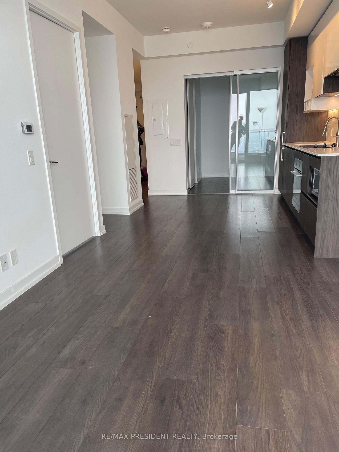 Photo 14 of Unit 4707, 5 Buttermill Avenue, Vaughan, Vaughan Corporate Centre — HOMEH