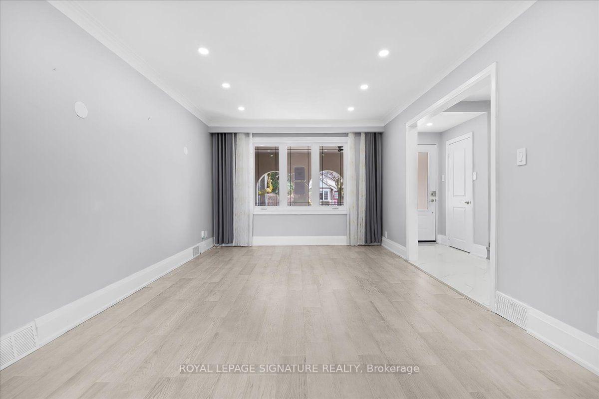 Photo 4 of 90A Bicknell Avenue, Toronto, Keelesdale-Eglinton West — HOMEH
