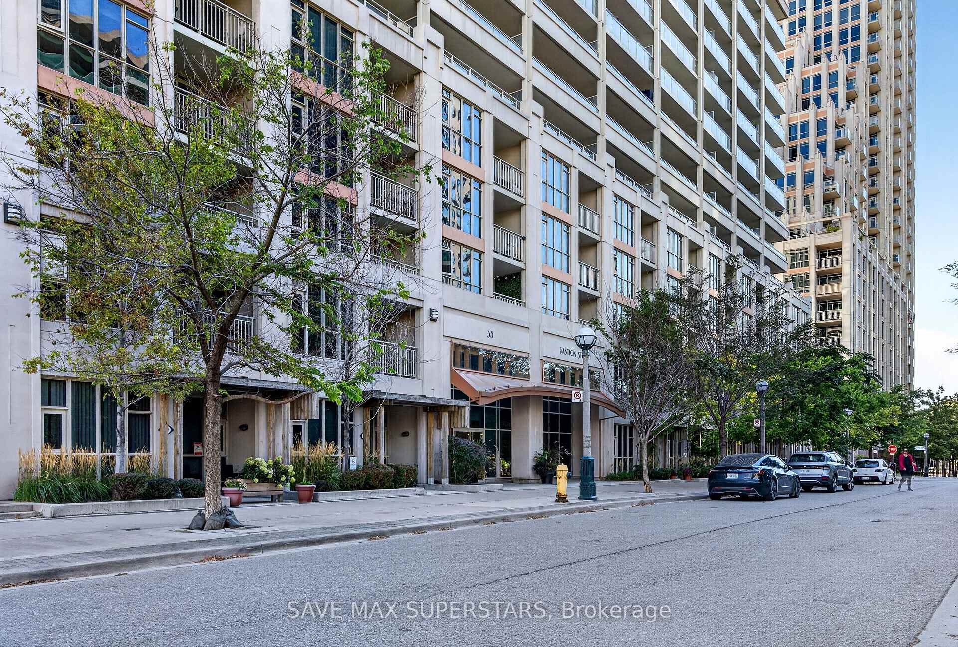 Photo 2 of Unit 714, 35 Bastion Street, Toronto, Niagara — HOMEH