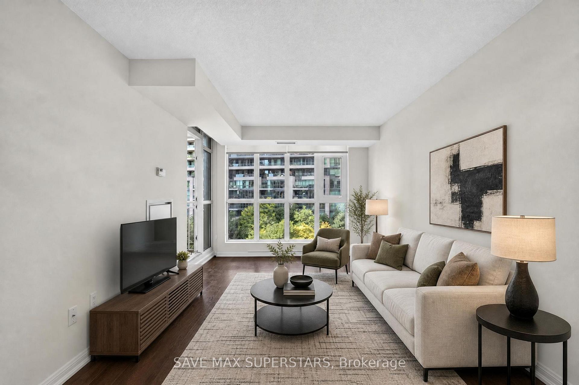 Photo 8 of Unit 714, 35 Bastion Street, Toronto, Niagara — HOMEH