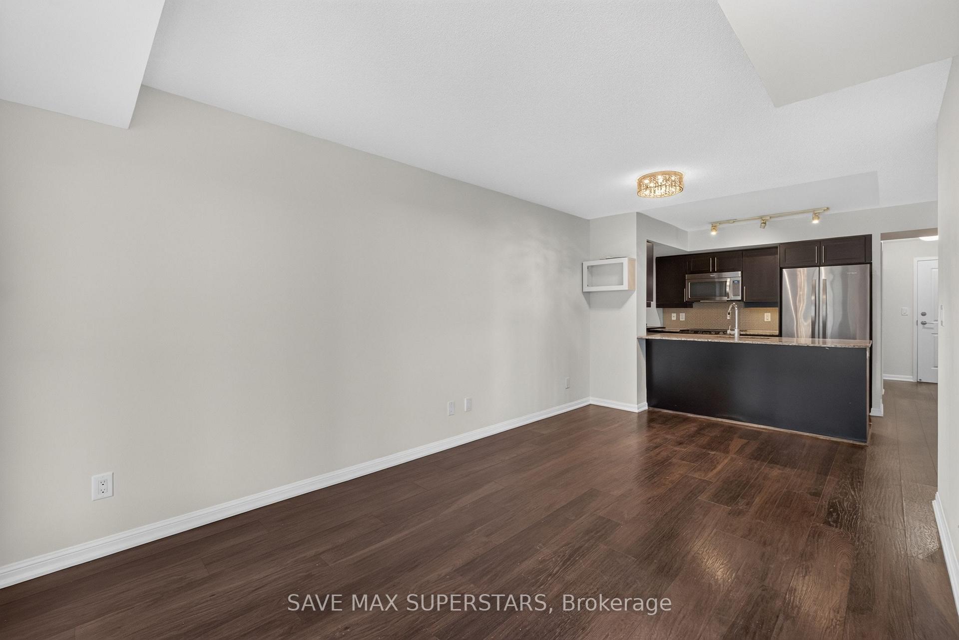 Photo 14 of Unit 714, 35 Bastion Street, Toronto, Niagara — HOMEH
