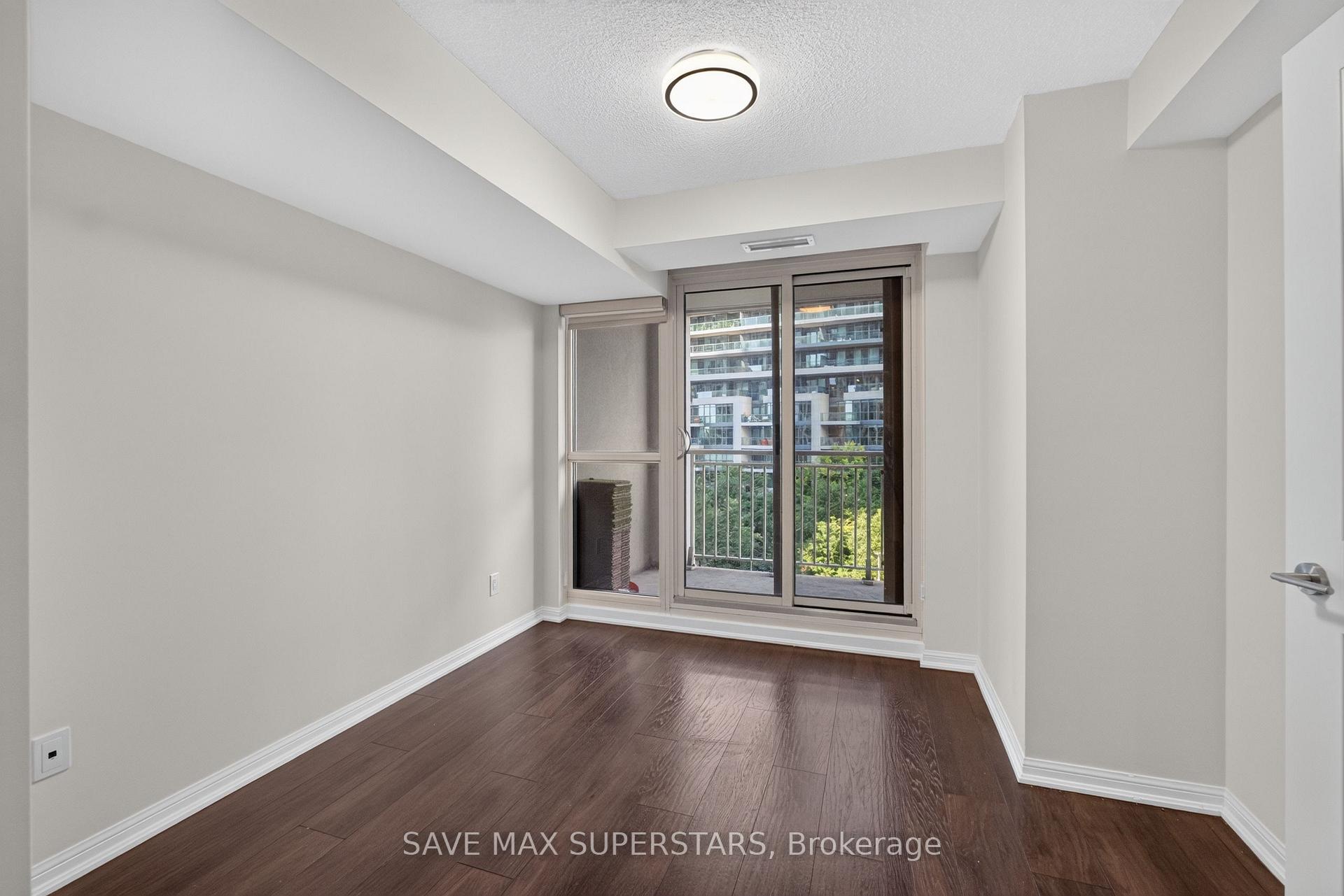 Photo 18 of Unit 714, 35 Bastion Street, Toronto, Niagara — HOMEH