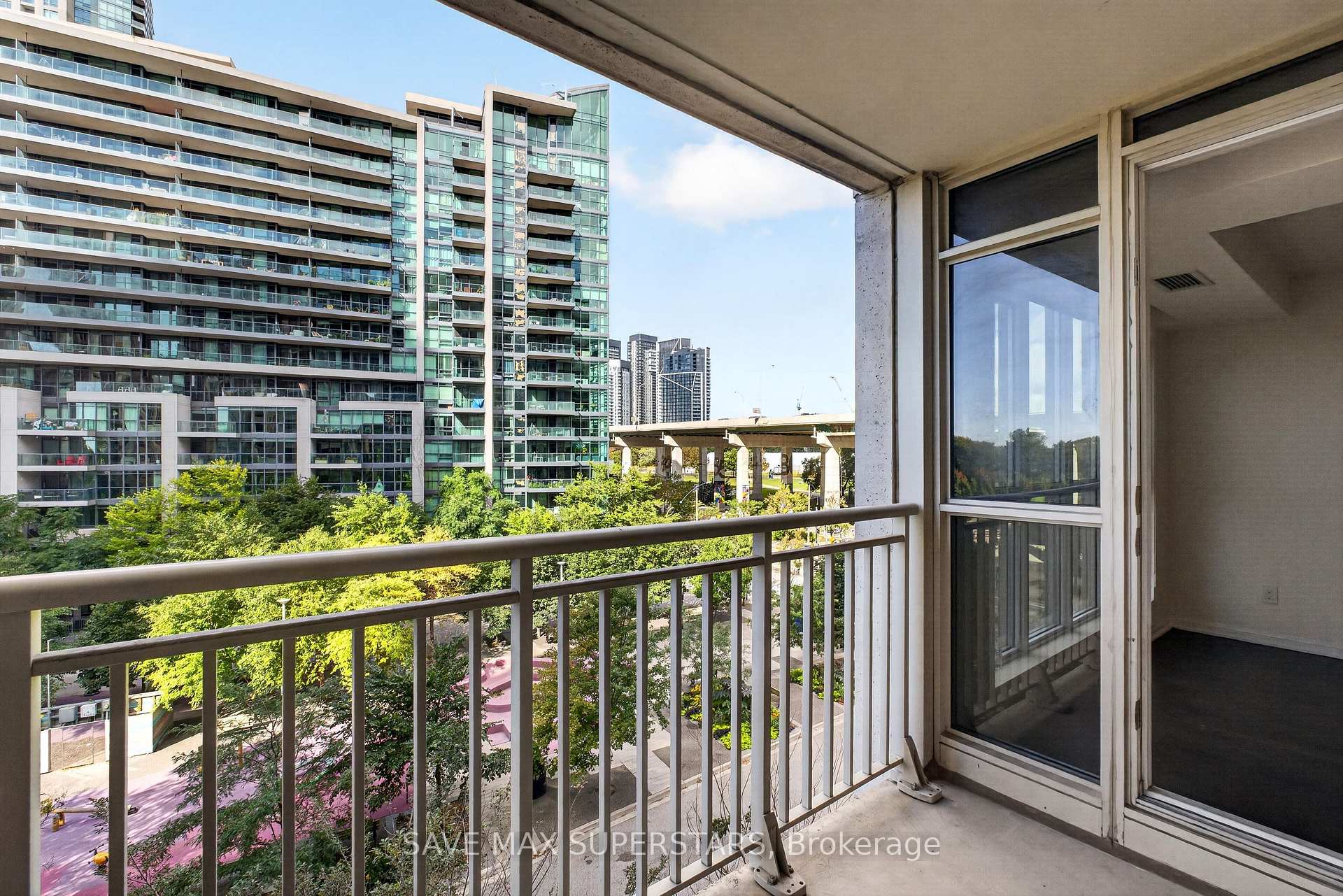 Photo 28 of Unit 714, 35 Bastion Street, Toronto, Niagara — HOMEH
