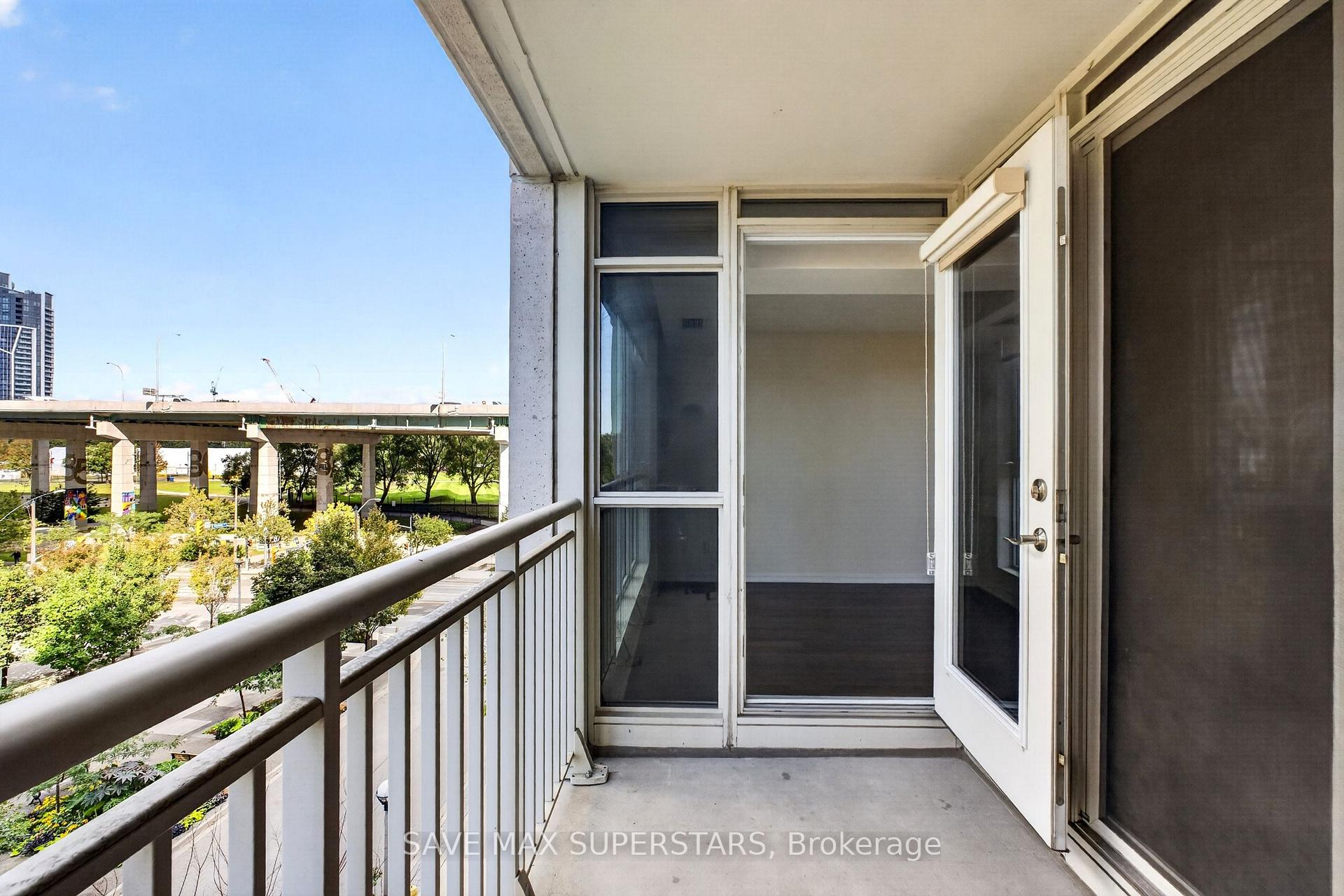 Photo 29 of Unit 714, 35 Bastion Street, Toronto, Niagara — HOMEH