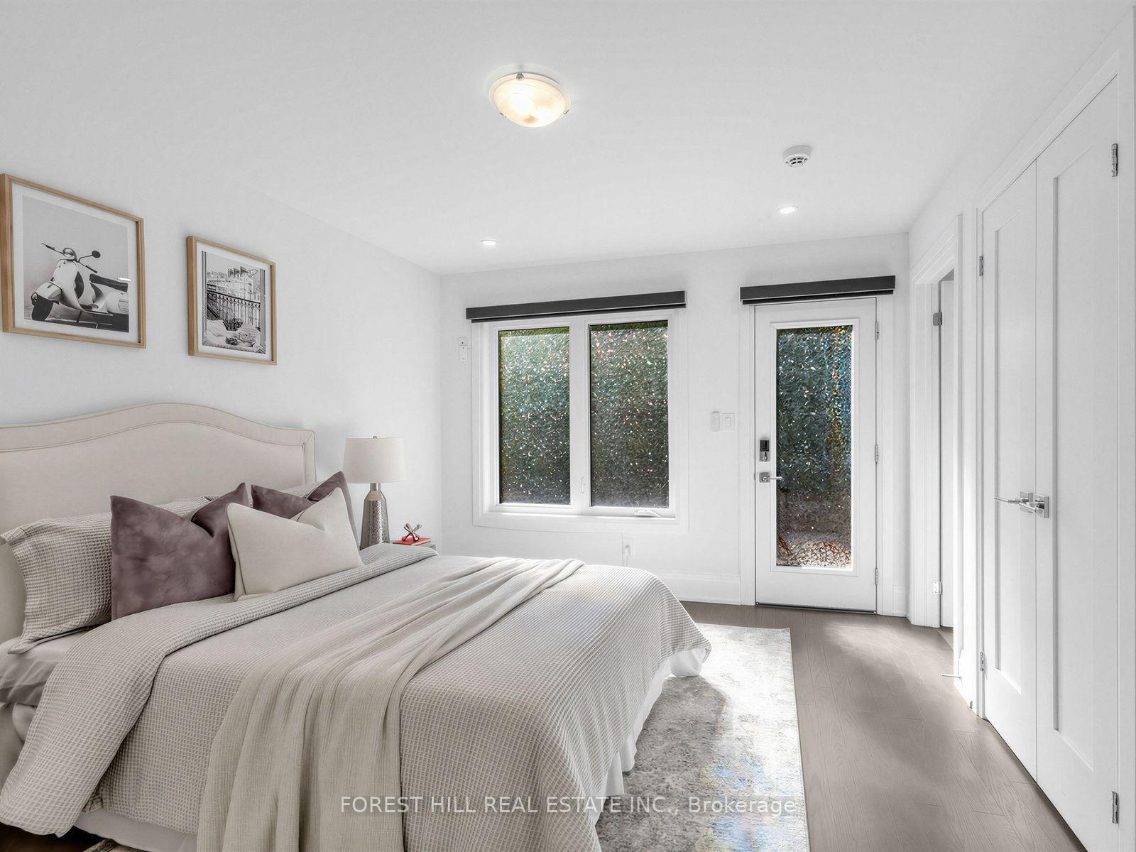 Photo 2 of 2996 Weston Road, North York, Humberlea-Pelmo Park — HOMEH