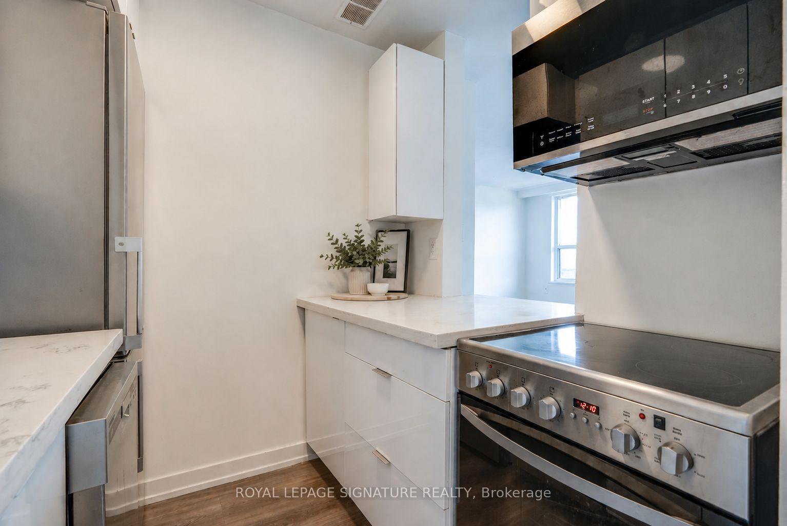 Photo 2 of Unit 203, 15 Gamble Avenue, Toronto, East York — HOMEH