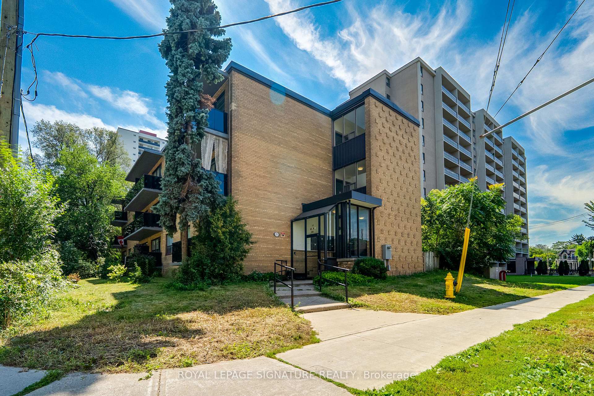 Photo 9 of Unit 203, 15 Gamble Avenue, Toronto, East York — HOMEH