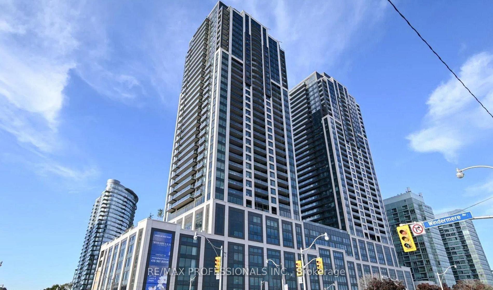 Front of Unit 1715, 1928 Lake Shore Boulevard W